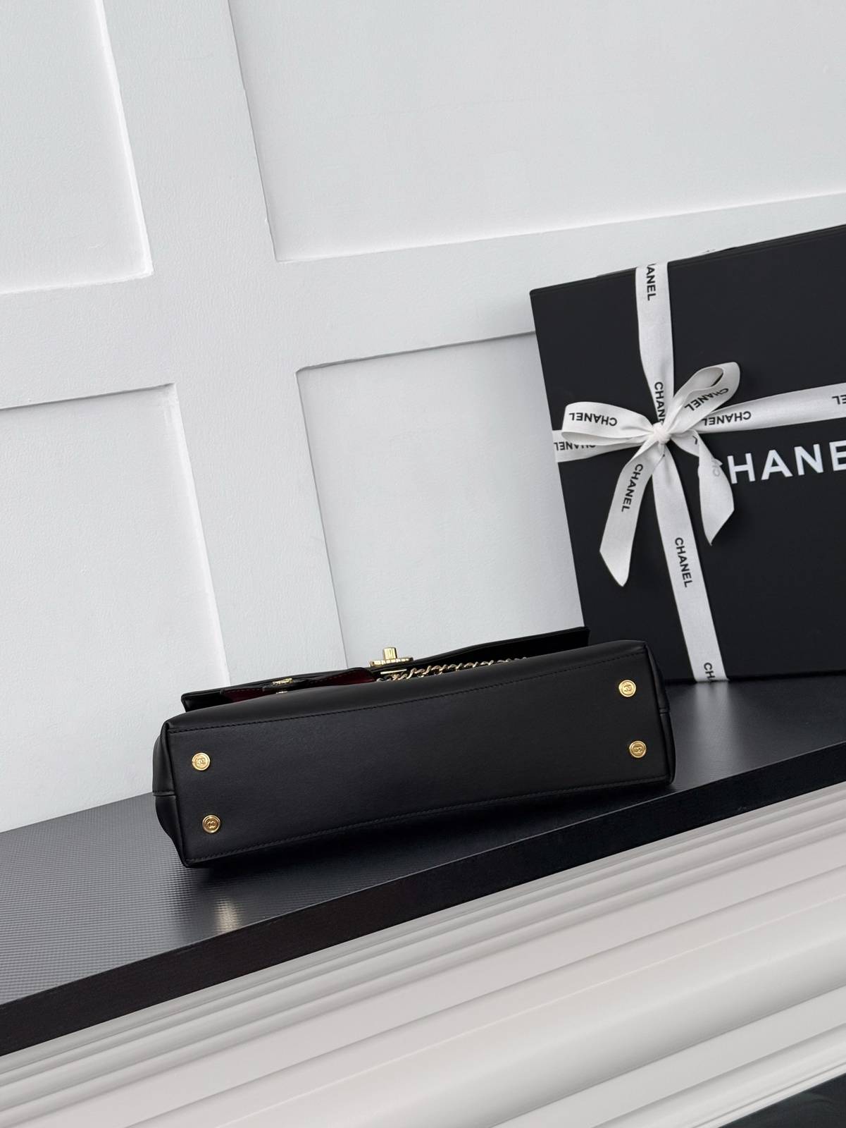 シャネル CHANEL マトラッセ フラップバッグ ブラック ゴールド金具 レザー編み込みチェーン 2WAY ハンドバッ - 画像 8