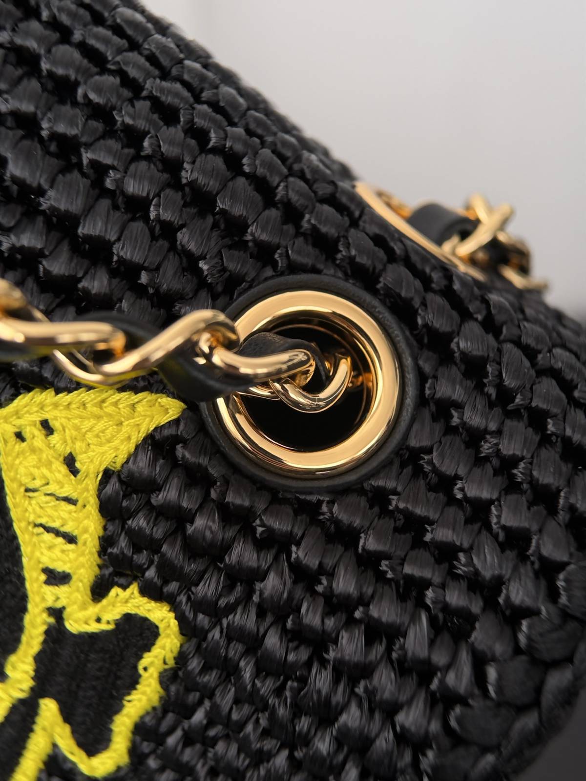 シャネル CHANEL AS6089 フラップバッグ ブラック マトラッセ ゴールド金具 レザー編み込みチェーン ターン - 画像 6