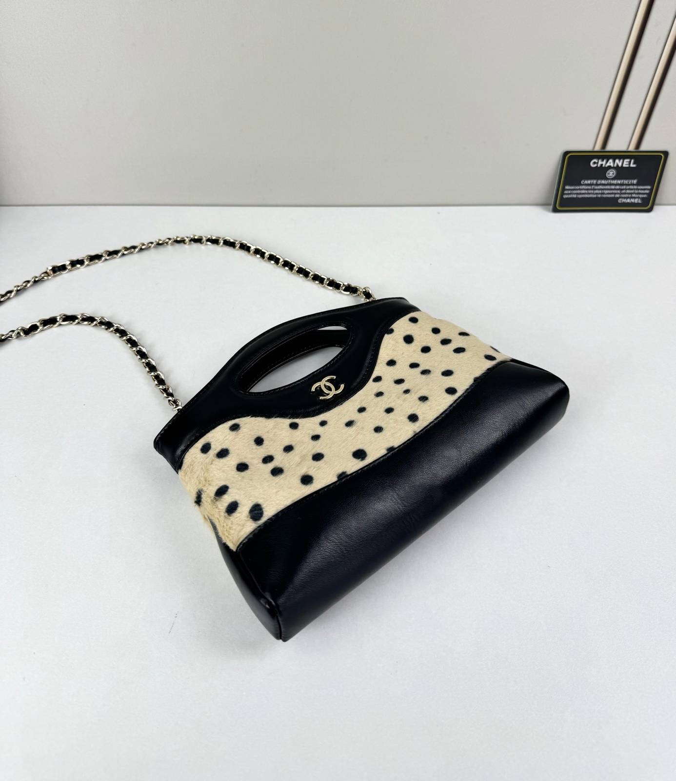 シャネル 3656 ポルカドット マトラッセ チェーンショルダーバッグ ブラック ホワイト マルチカラー ゴールド金具 - 画像 4