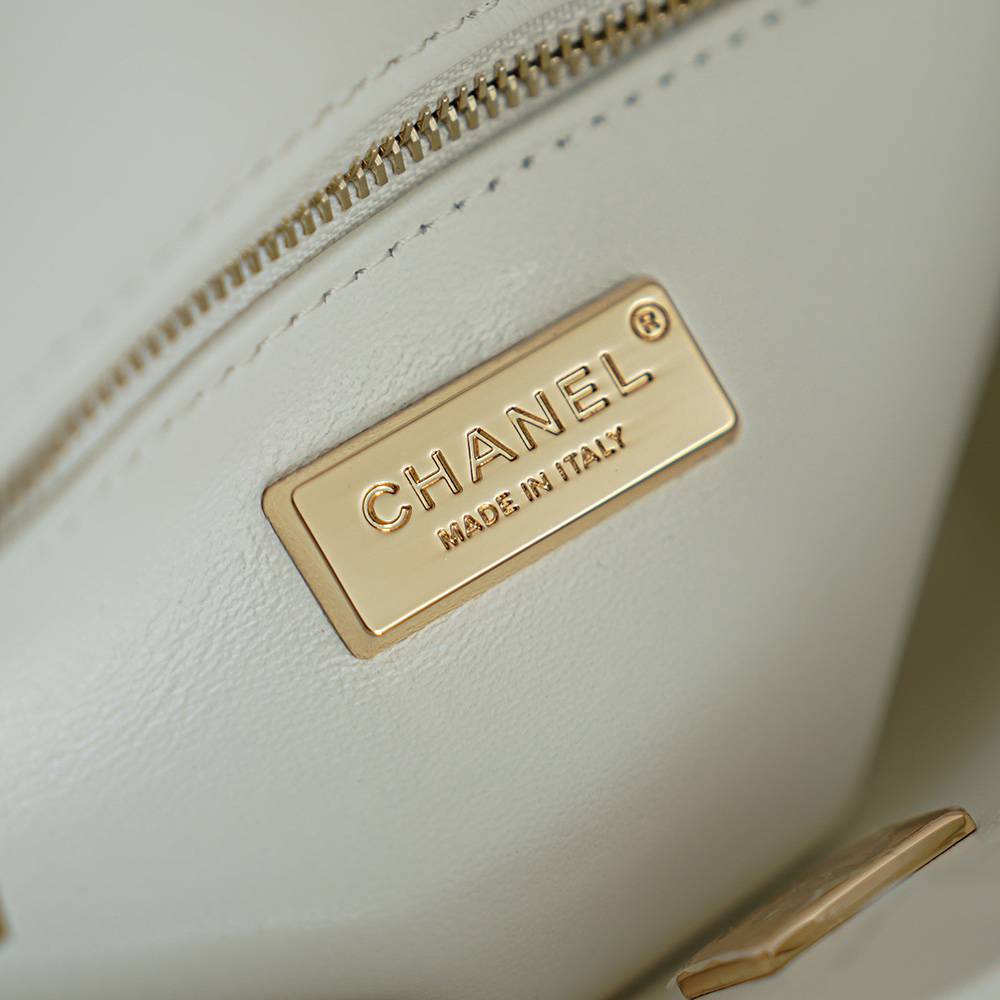 シャネル CHANEL マトラッセ チェーンショルダーバッグ キャビアスキン ブラック プッシュロック ゴールド金具 レ - 画像 2