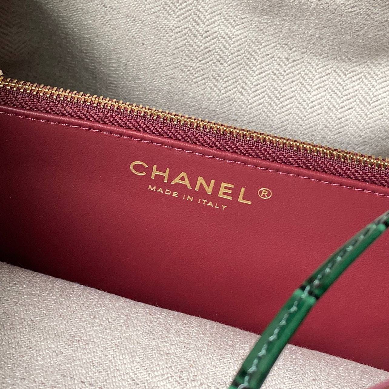 シャネル CHANEL AS6584 マトラッセ チェーンショルダーバッグ キャビアスキン ゴールド金具 レザー編み込み - 画像 2