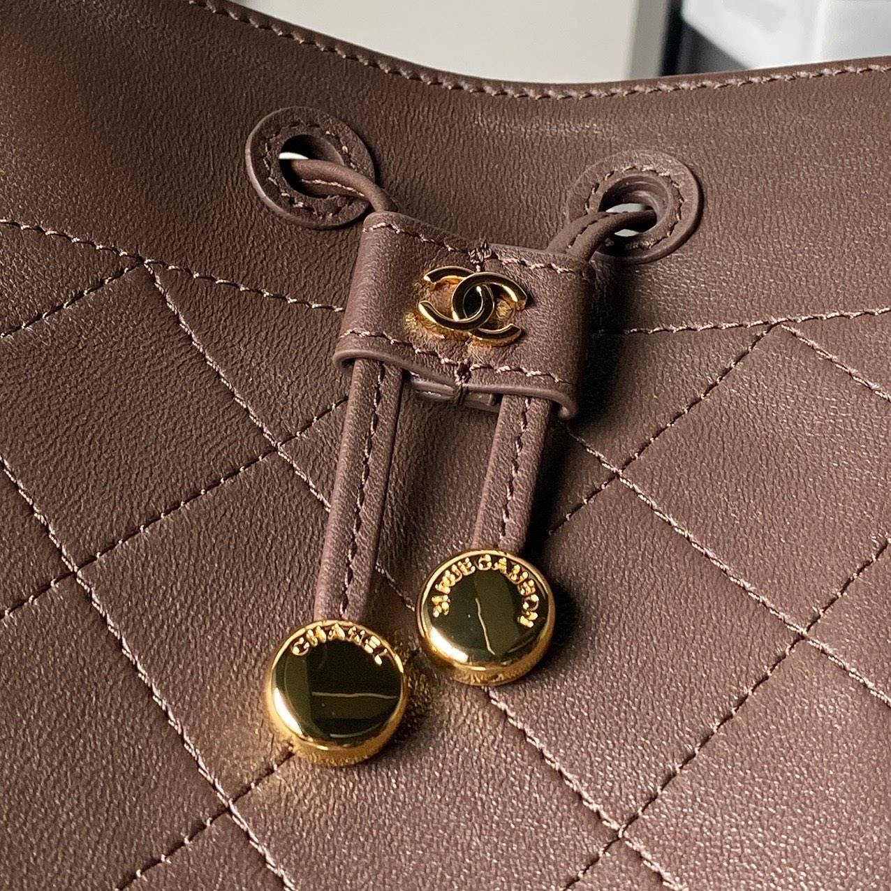 シャネル CHANEL マトラッセ チェーンショルダーバッグ ブラック ブラウン ホワイト ゴールド金具 レディース - 画像 7