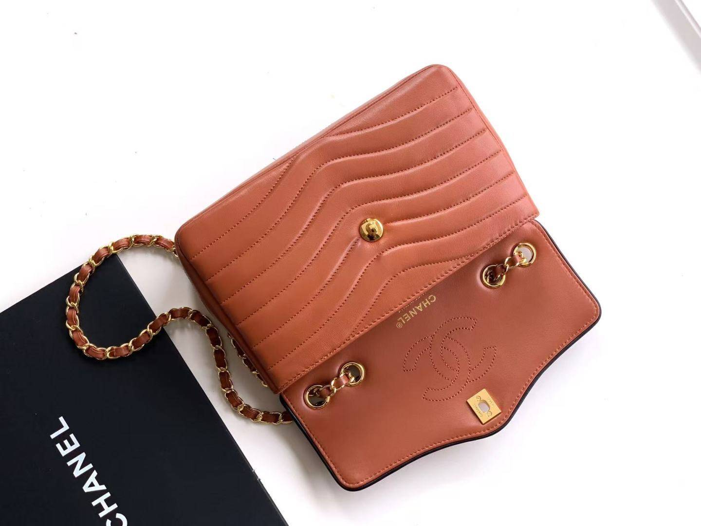 シャネル CHANEL マトラッセ チェーンショルダーバッグ キャビアスキン ゴールド金具 レディース ブラック - 画像 6