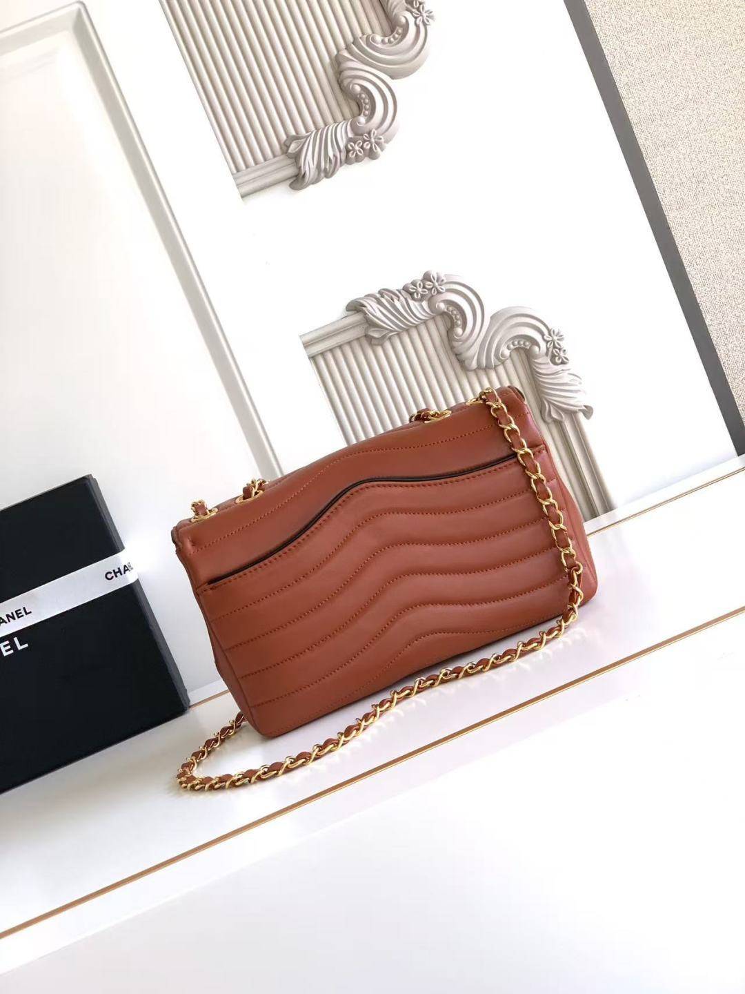 シャネル CHANEL マトラッセ チェーンショルダーバッグ キャビアスキン ゴールド金具 レディース ブラック - 画像 9