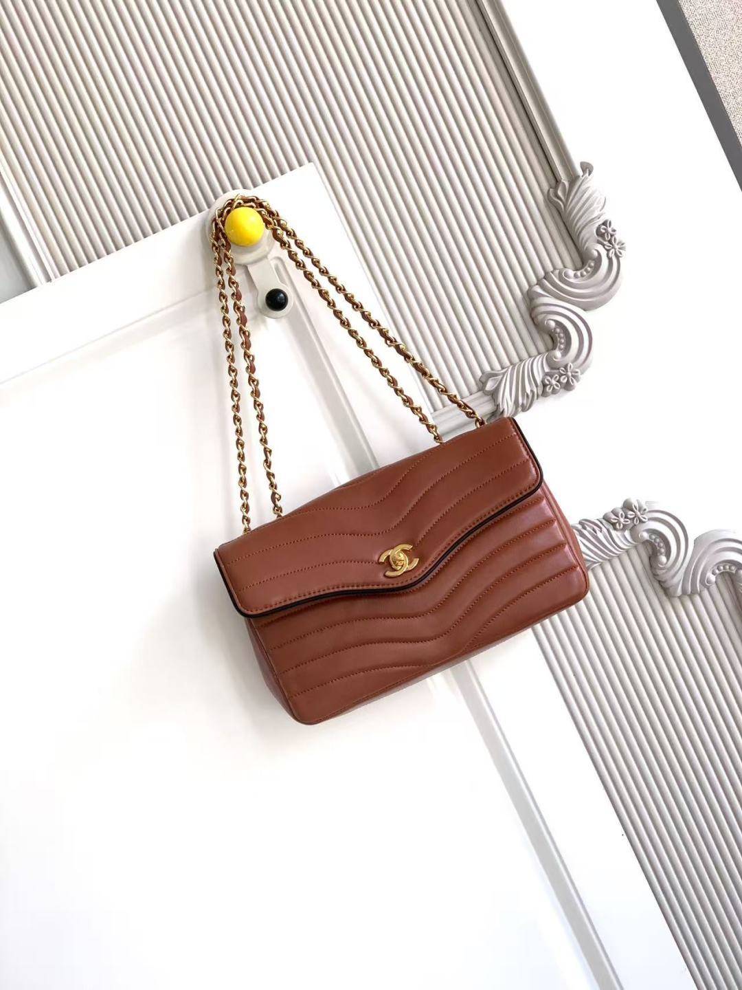 シャネル CHANEL マトラッセ チェーンショルダーバッグ キャビアスキン ゴールド金具 レディース ブラック - 画像 11