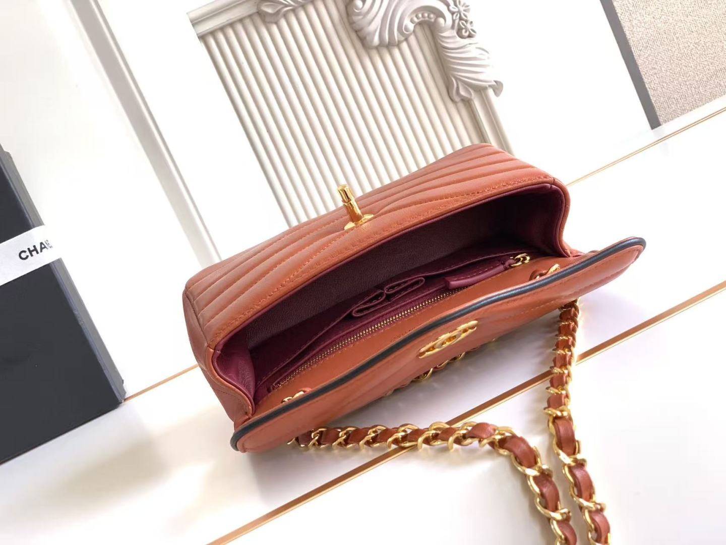 シャネル CHANEL マトラッセ チェーンショルダーバッグ キャビアスキン ゴールド金具 レディース ブラック ベージ - 画像 3