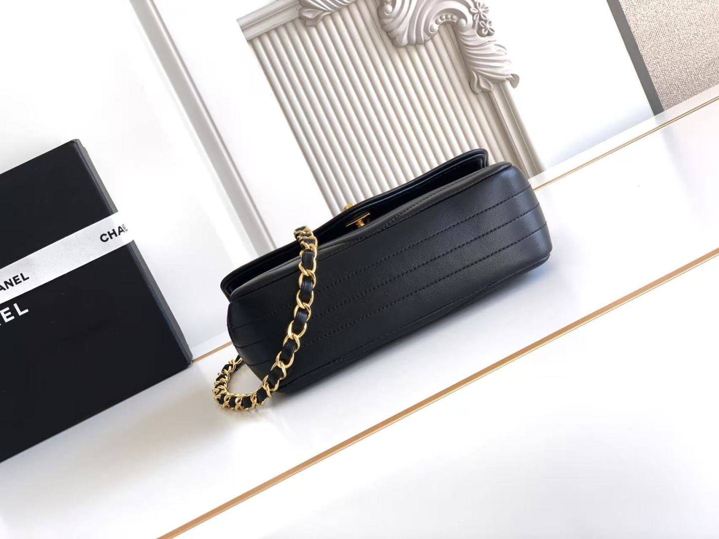 シャネル CHANEL マトラッセ キャビアスキン チェーンショルダーバッグ ブラック ゴールド金具 レディース - 画像 7