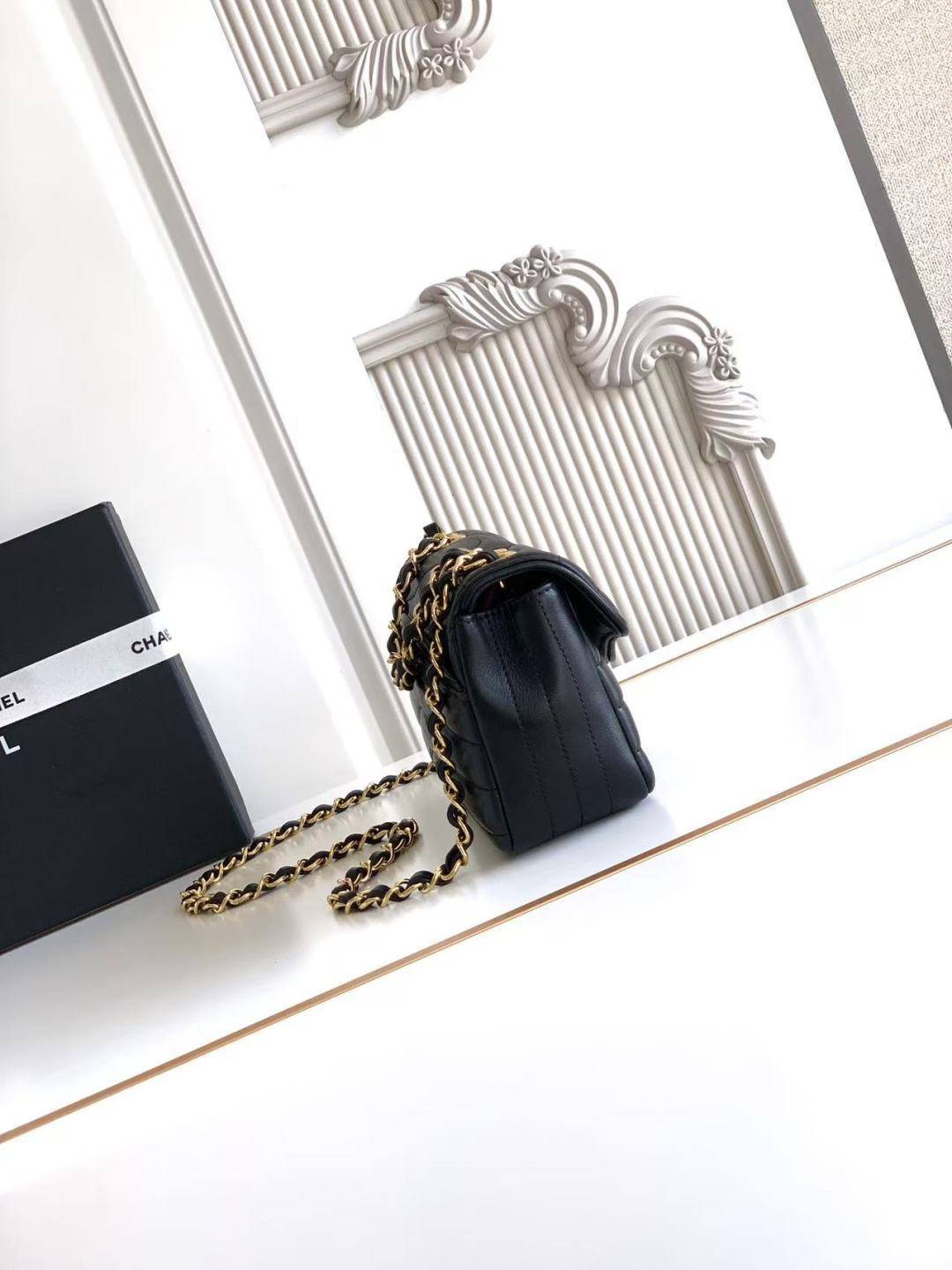 シャネル CHANEL マトラッセ キャビアスキン チェーンショルダーバッグ ブラック ゴールド金具 レディース - 画像 8