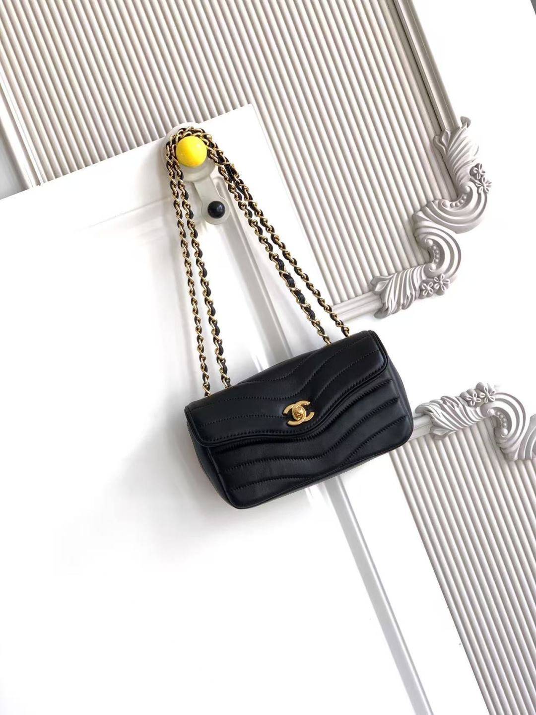 シャネル CHANEL マトラッセ キャビアスキン チェーンショルダーバッグ ブラック ゴールド金具 レディース - 画像 12