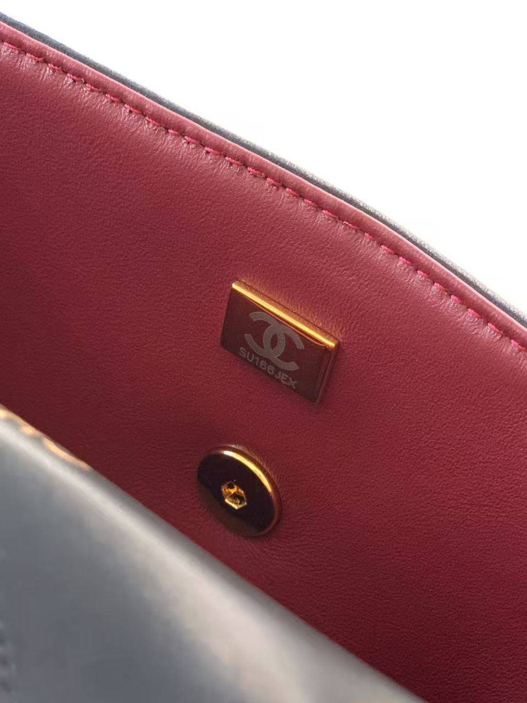 CHANEL シャネル マトラッセ チェーンショルダーバッグ キャビアスキン ゴールド金具 レディース ブラック - 画像 2