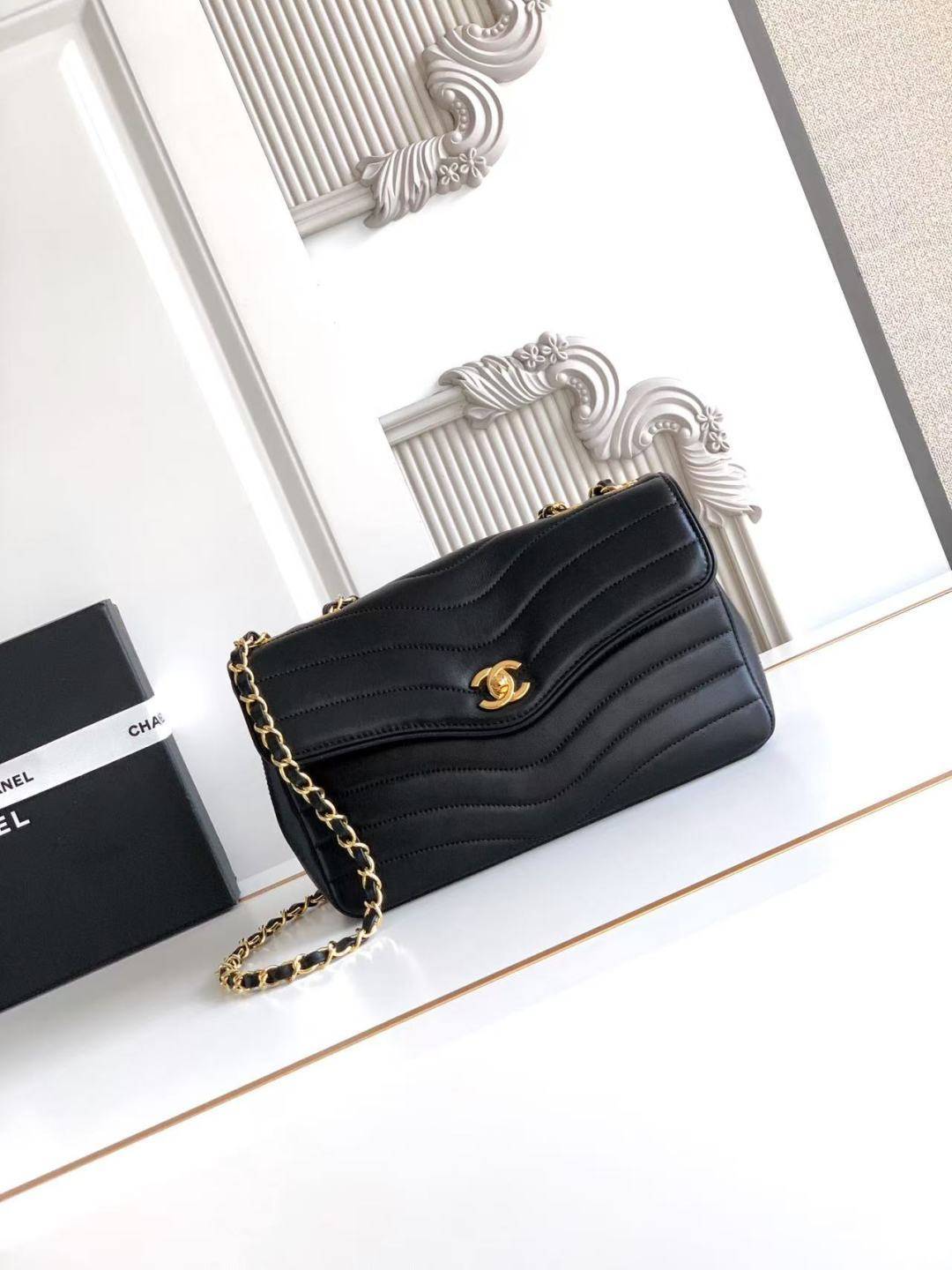 CHANEL シャネル マトラッセ チェーンショルダーバッグ キャビアスキン ゴールド金具 レディース ブラック - 画像 10