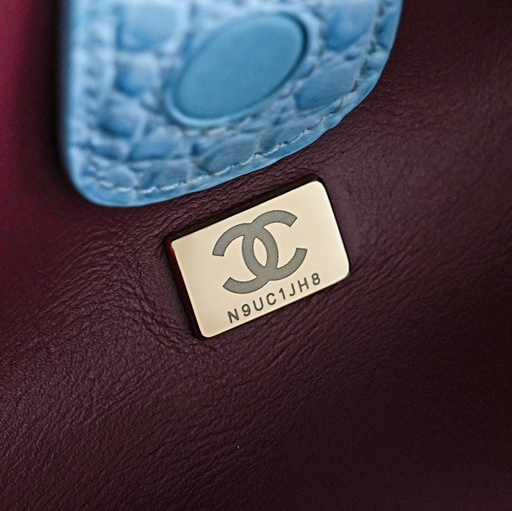 シャネル CHANEL 68012 鳄魚紋 大型 フラップバッグ レザー編み込みチェーン ゴールド金具 ブルーレディース - 画像 2