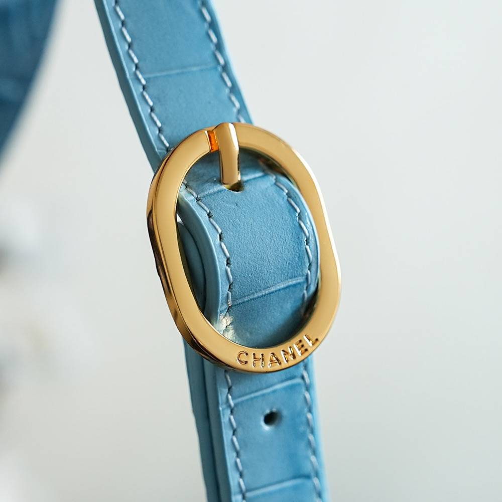シャネル CHANEL 68012 鳄魚紋 大型 フラップバッグ レザー編み込みチェーン ゴールド金具 ブルーレディース - 画像 3