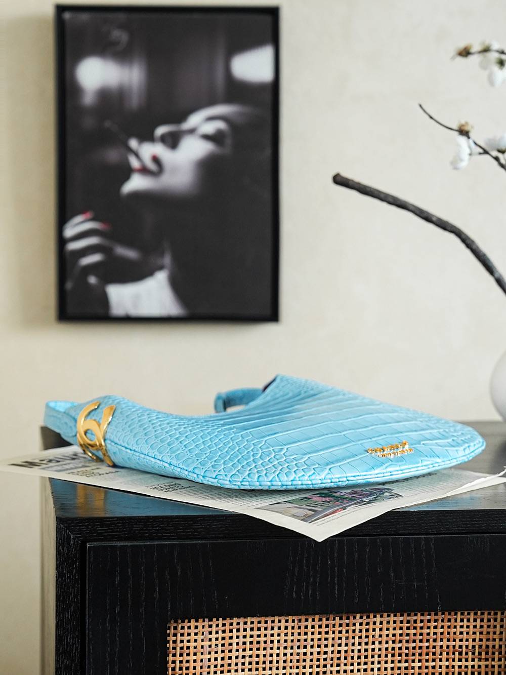 シャネル CHANEL 68012 鳄魚紋 大型 フラップバッグ レザー編み込みチェーン ゴールド金具 ブルーレディース - 画像 6