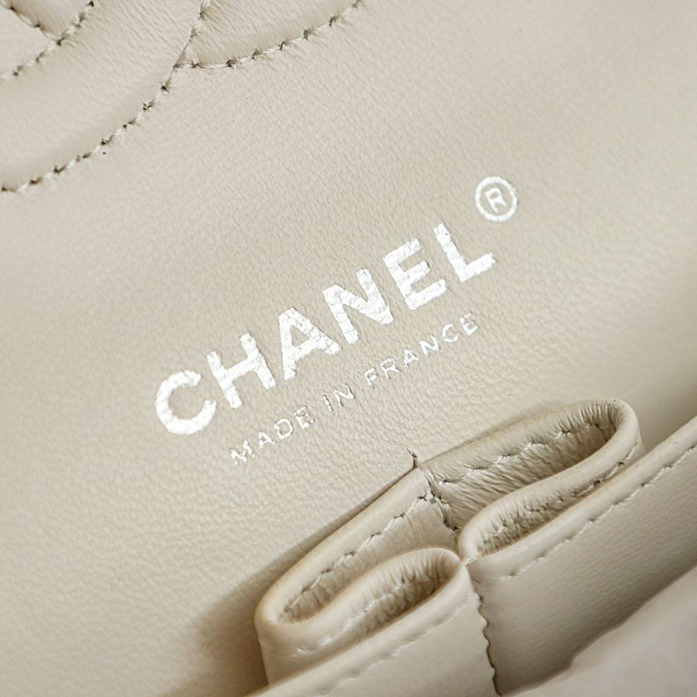 シャネル CHANEL マトラッセ フラップバッグ ブラック プッシュロック ゴールド金具 シルバー金具 ミラー付き レ - 画像 2