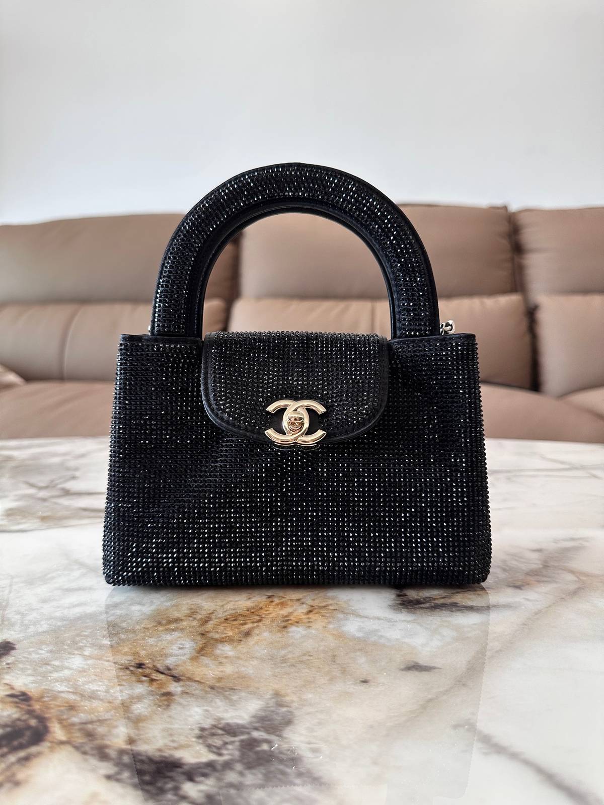 CHANEL シャネル マトラッセ ラムスキン チェーンショルダーバッグ ゴールド金具 ブラック レディース - 画像 2
