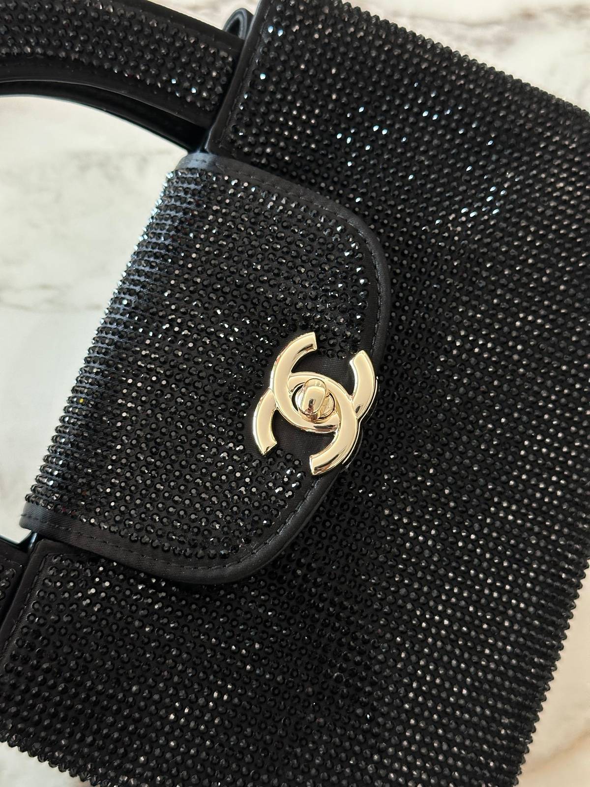CHANEL シャネル マトラッセ ラムスキン チェーンショルダーバッグ ゴールド金具 ブラック レディース - 画像 5