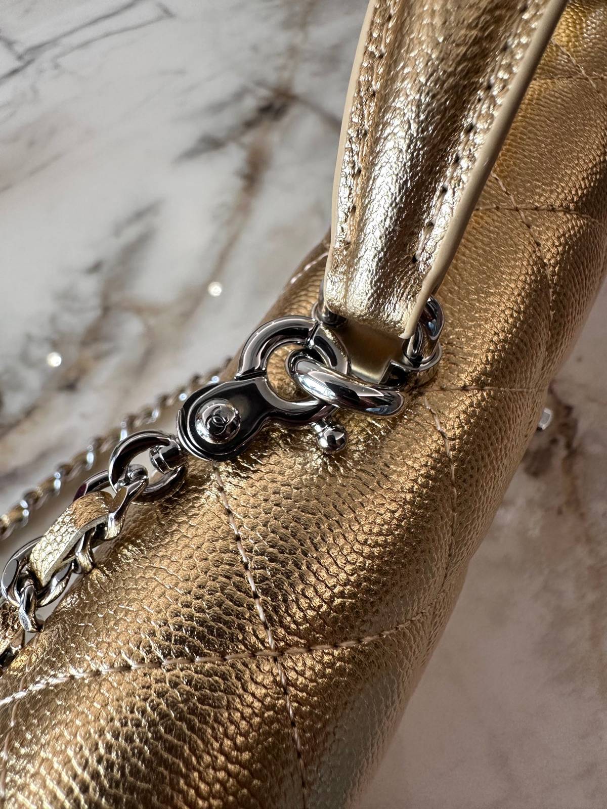 シャネル CHANEL マトラッセ チェーンショルダーバッグ キャビアスキン ゴールド金具 レディース ブラック ベージ - 画像 7