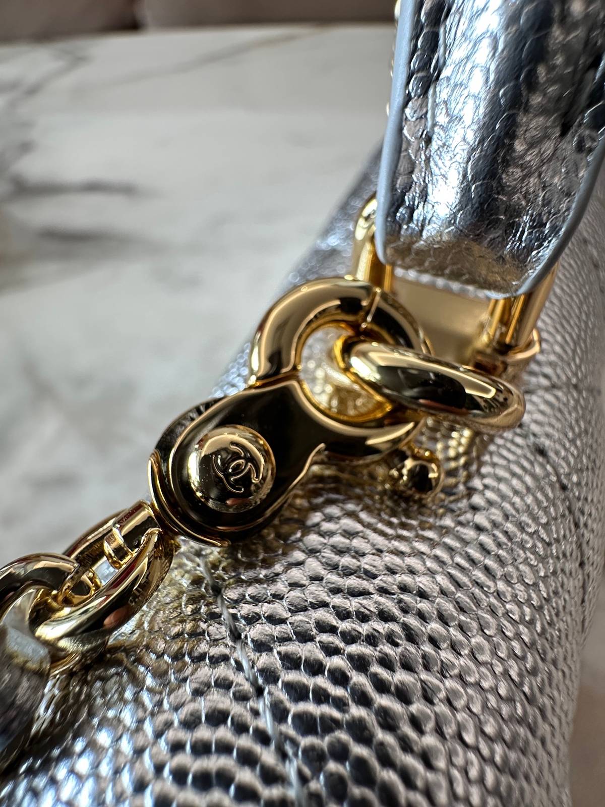 シャネル CHANEL マトラッセ チェーンショルダーバッグ キャビアスキン ゴールド金具 レディース ブラック ベージ - 画像 15