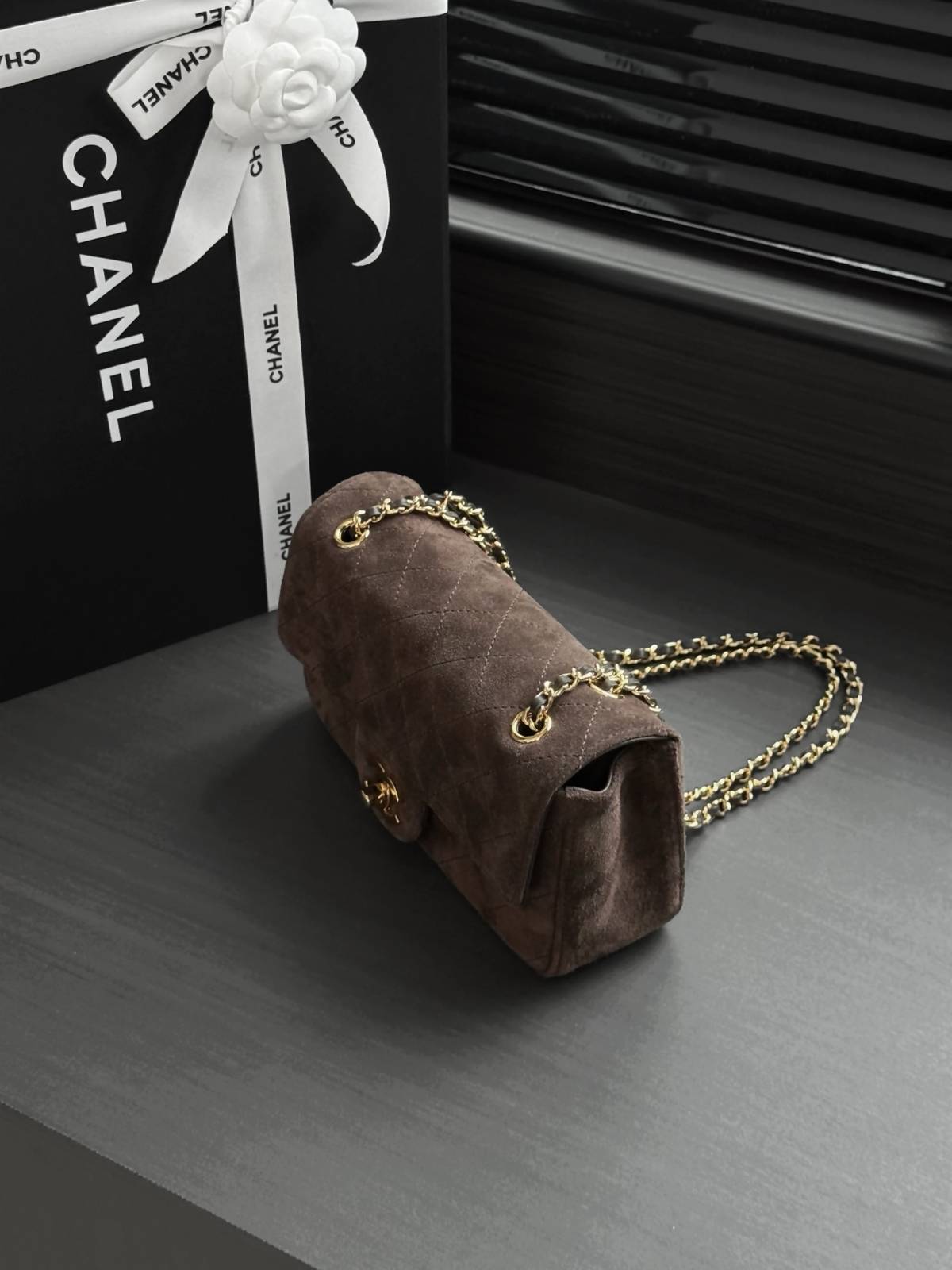 シャネル 6626 ミニマトラッセ ラムスキン フラップバッグ ゴールド金具 イエロー ブラック ホワイト レディース - 画像 8