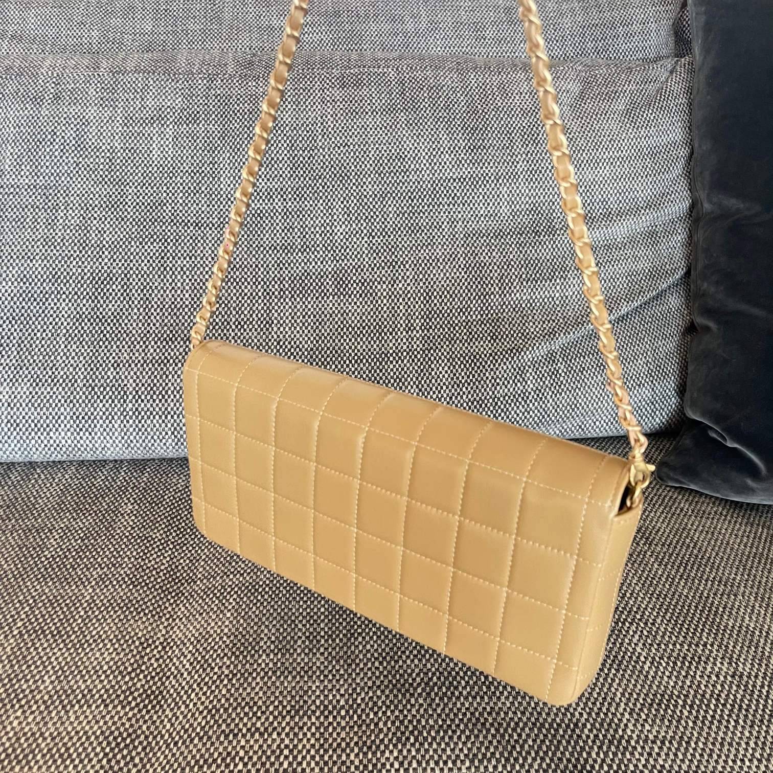 シャネル CHANEL マトラッセ チェーンショルダーバッグ ブラック ベージュ ピンク レディース - 画像 12