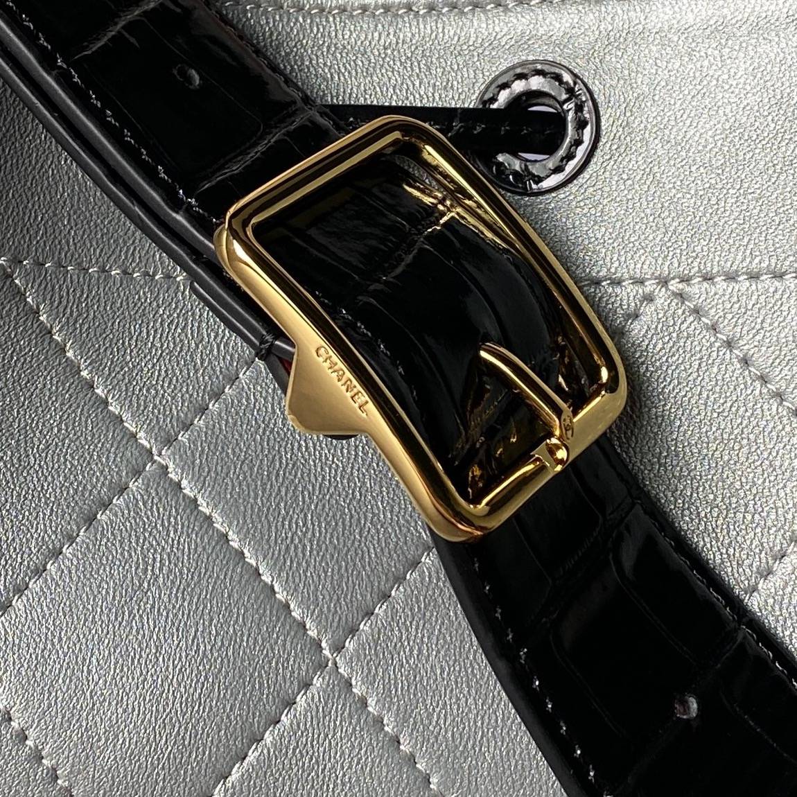 シャネル CHANEL マトラッセ ラムスキン チェーンショルダーバッグ ゴールド金具 レザー編み込みチェーン ブラック - 画像 11