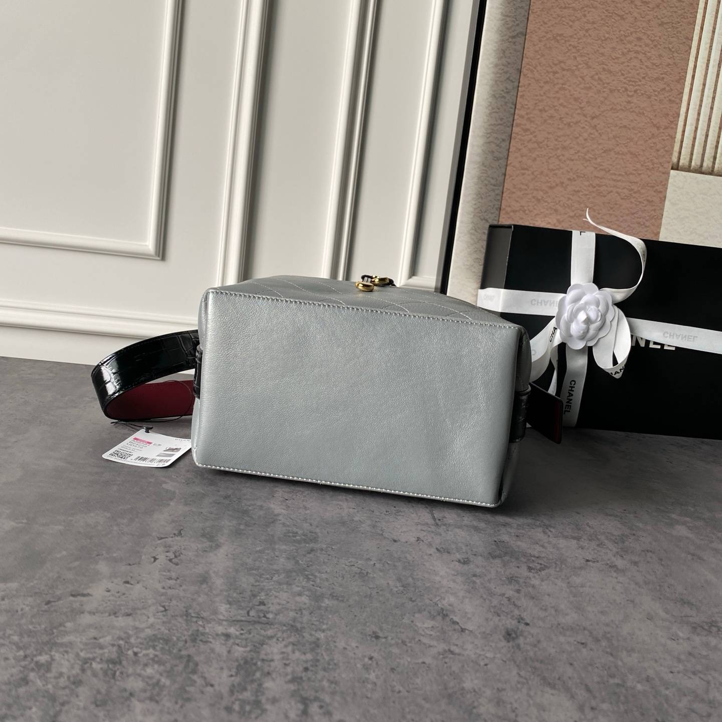 シャネル CHANEL マトラッセ ラムスキン チェーンショルダーバッグ ゴールド金具 レザー編み込みチェーン ブラック - 画像 14