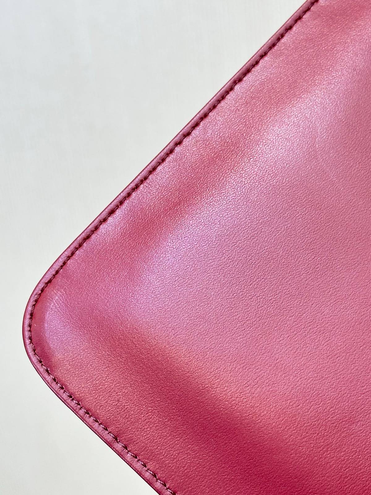 シャネル CHANEL AS6475 マトラッセ ラムスキン トートバッグ プッシュロック ゴールド金具 ベージュ レデ - 画像 15