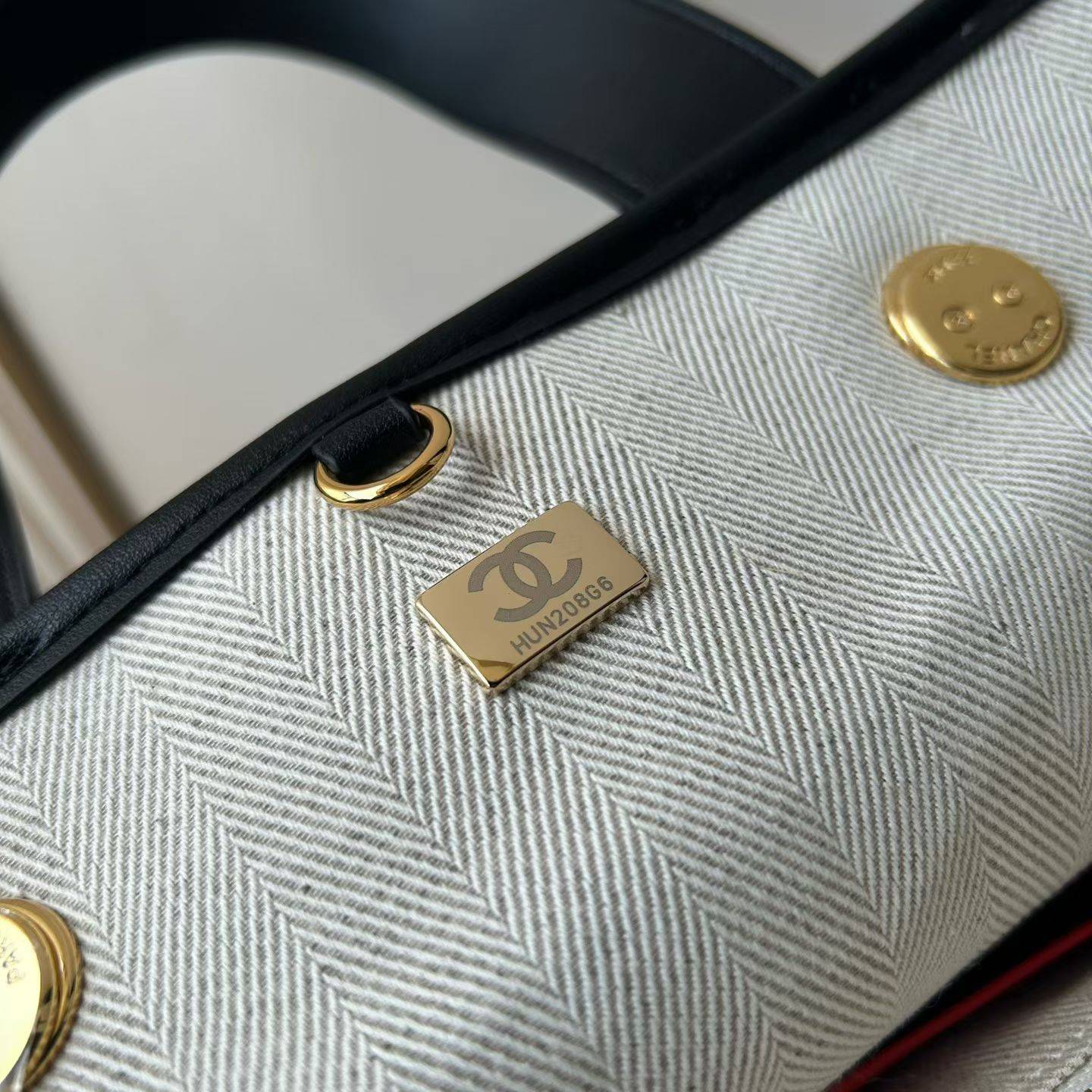 シャネル AS6200 大号 マトラッセ フラップバッグ チェーンショルダー ブラック ゴールド金具 レディース - 画像 12