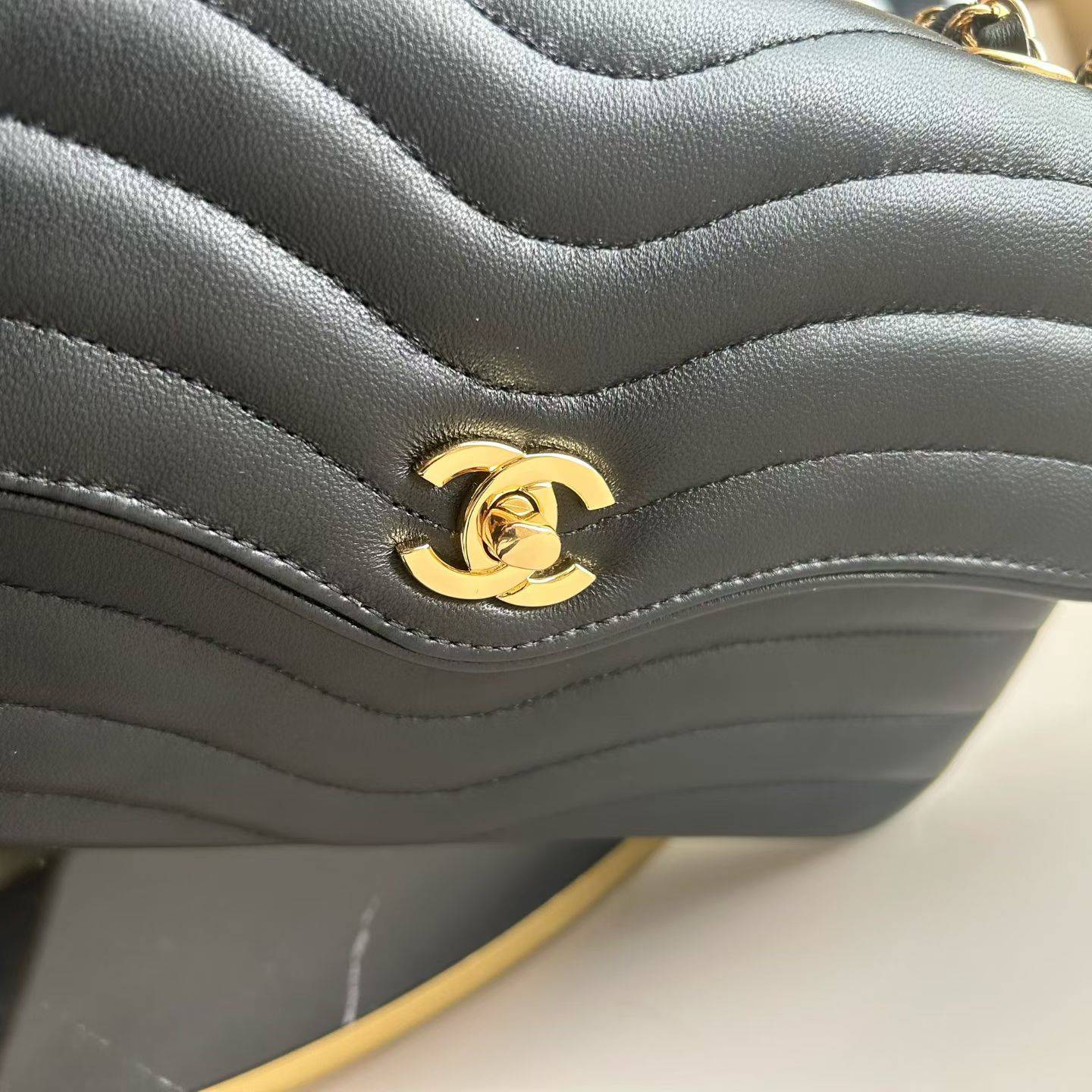 シャネル CHANEL マトラッセ チェーンショルダーバッグ キャビアスキン ブラック ゴールド金具 レディース - 画像 13