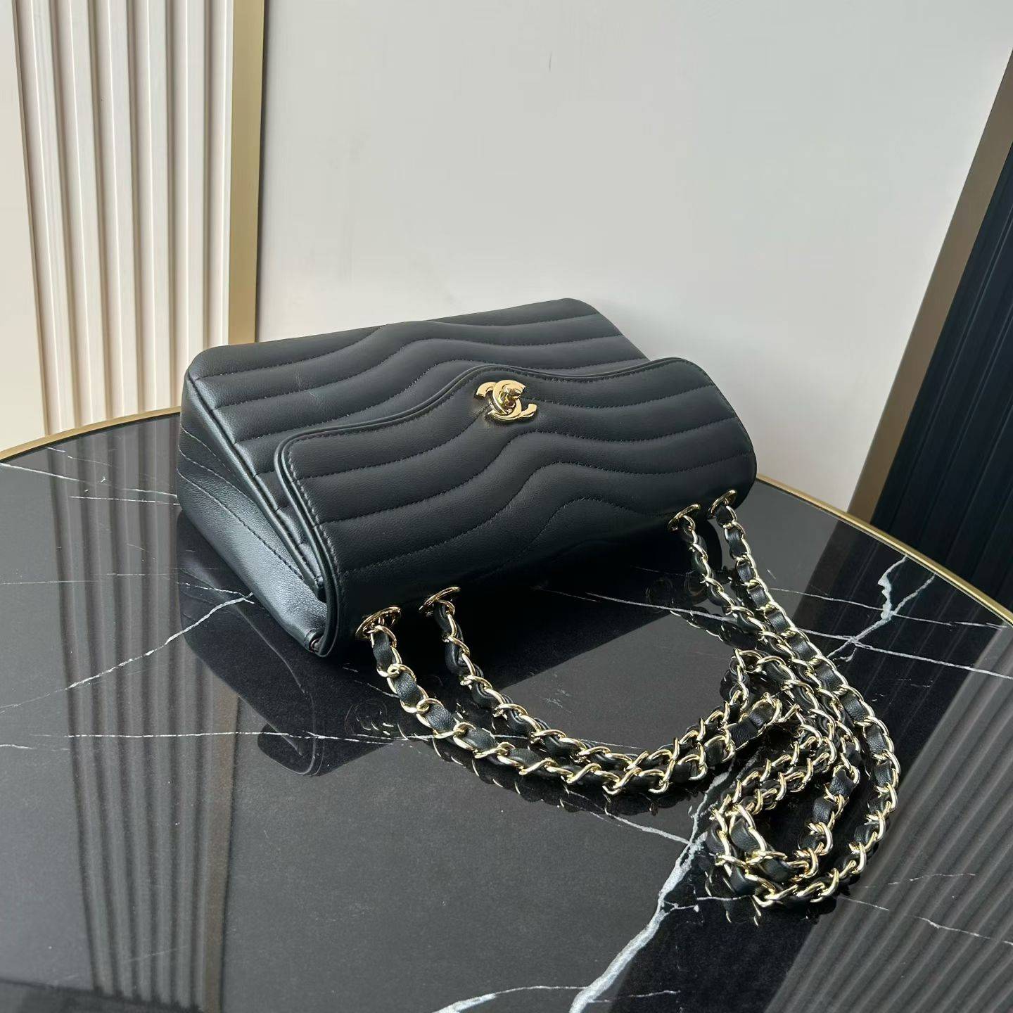 シャネル CHANEL マトラッセ チェーンショルダーバッグ キャビアスキン ブラック ゴールド金具 レディース - 画像 15