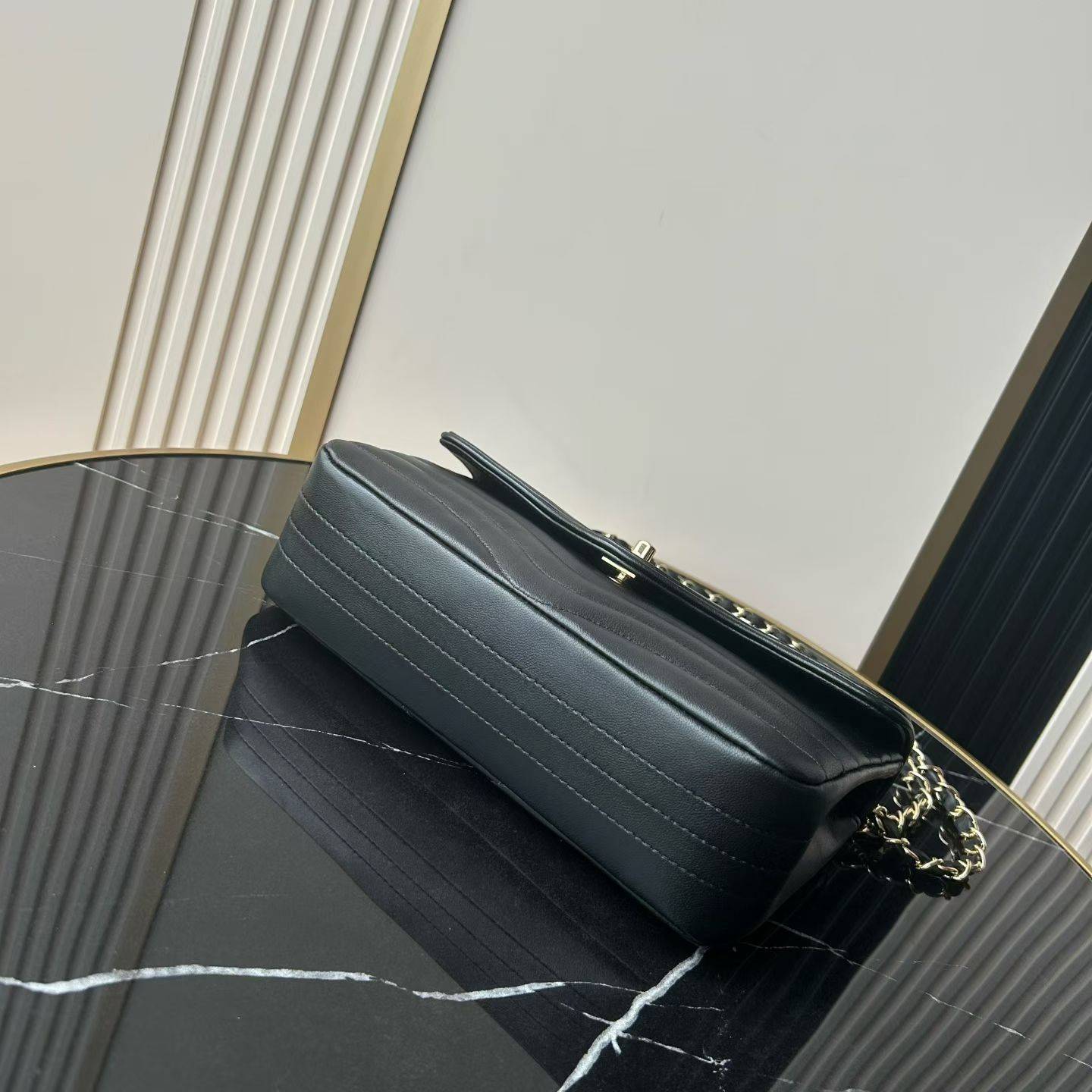 シャネル CHANEL マトラッセ チェーンショルダーバッグ キャビアスキン ブラック ゴールド金具 レディース - 画像 17