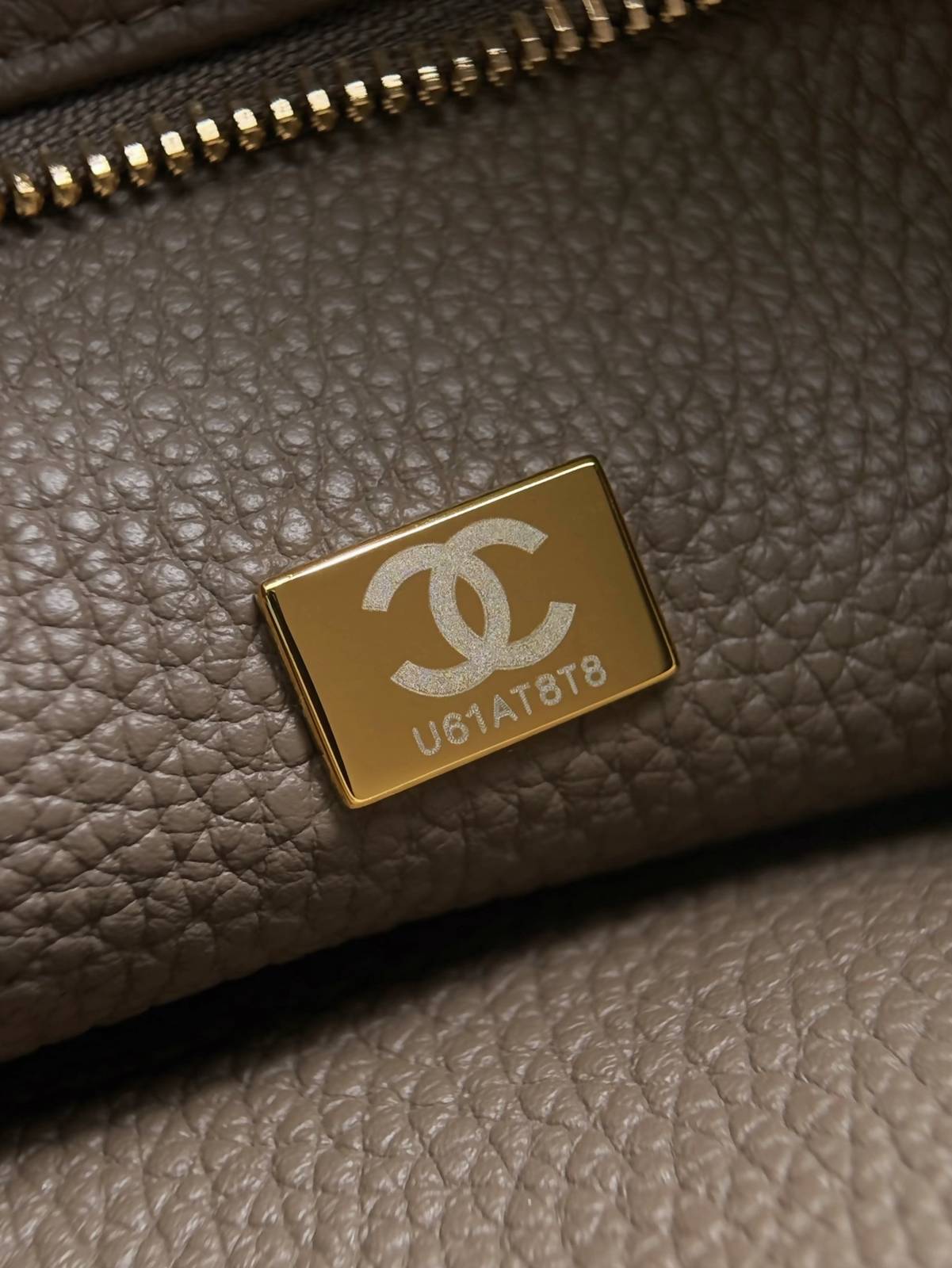 CHANEL シャネル 26S トートバッグ キャビアスキン ゴールド金具 ココマーク 2WAY レディース - 画像 10