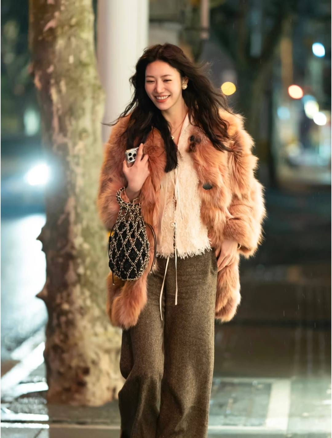 シャネル CHANEL マトラッセ キャビアスキン チェーンショルダーバッグ ブラック ゴールド金具 レディース - 画像 8