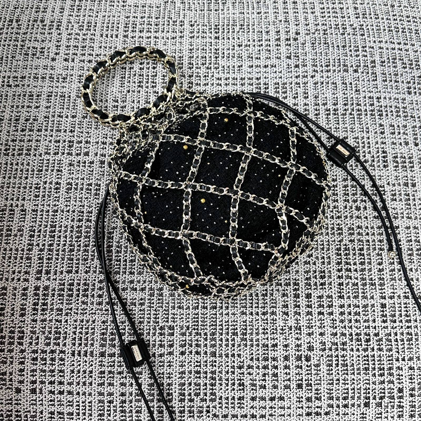 シャネル CHANEL マトラッセ キャビアスキン チェーンショルダーバッグ ブラック ゴールド金具 レディース - 画像 14