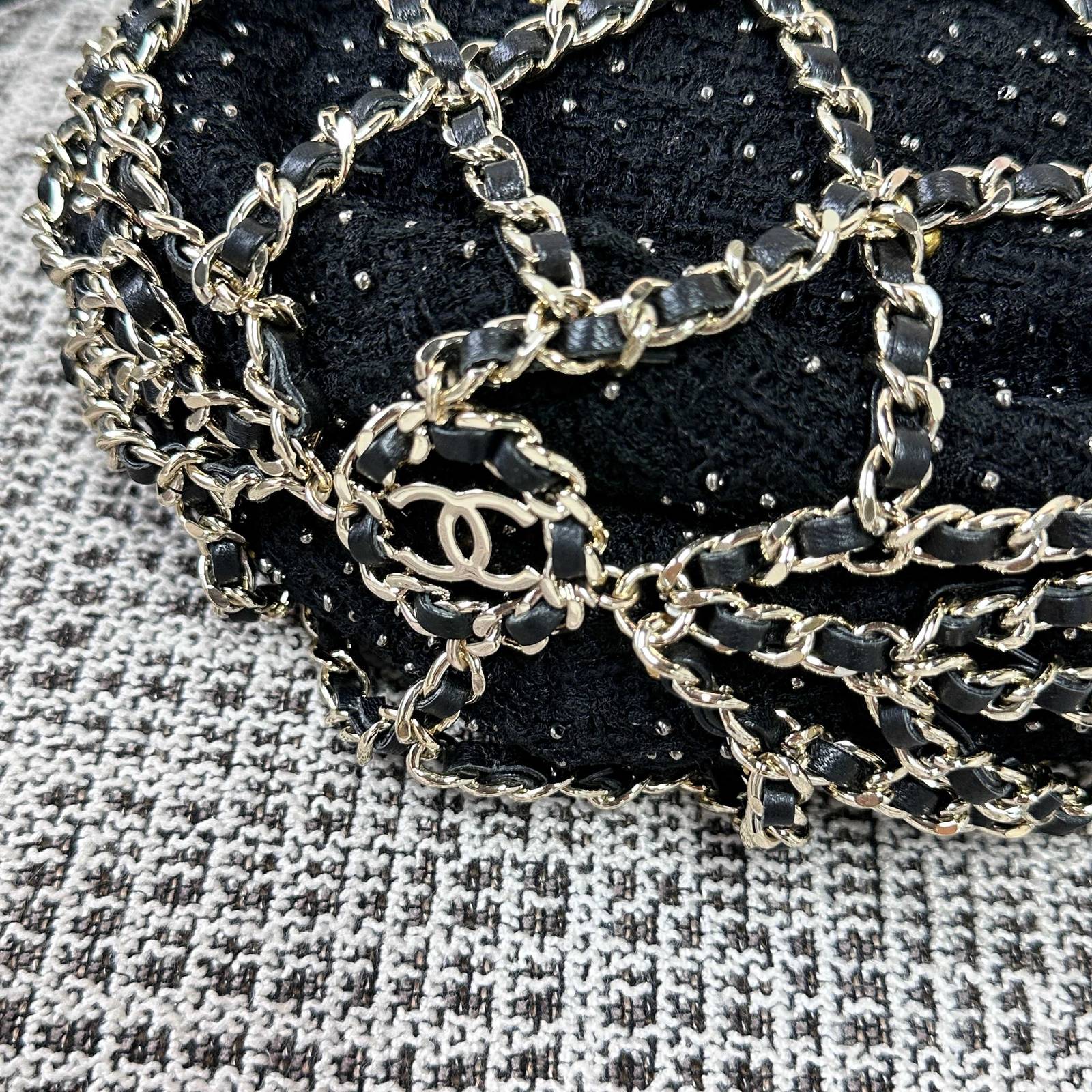 シャネル CHANEL マトラッセ キャビアスキン チェーンショルダーバッグ ブラック ゴールド金具 レディース - 画像 15