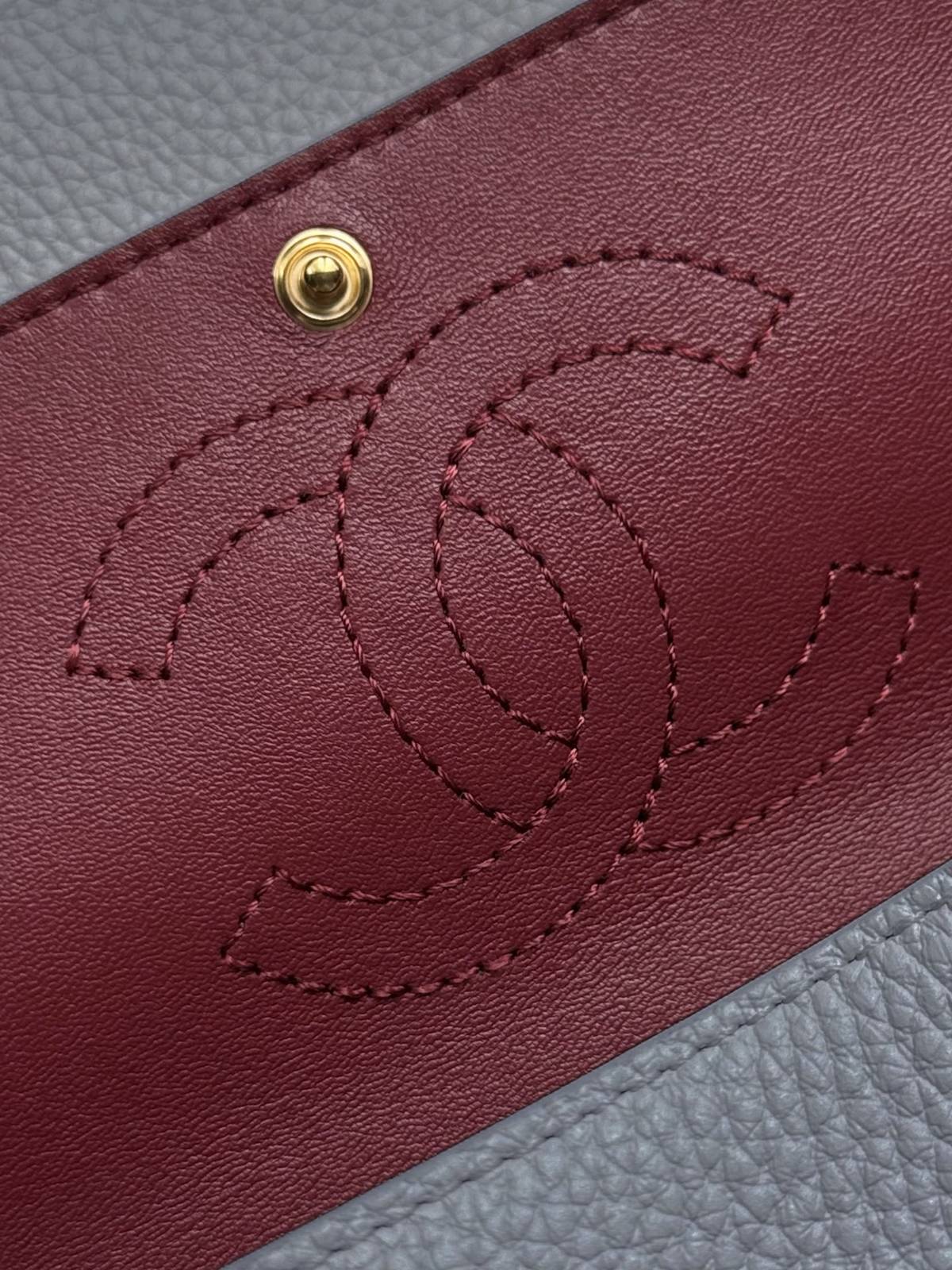 シャネル CHANEL マトラッセ キャビアスキン チェーンショルダーバッグ 2WAY ブラック ホワイト ゴールド金具 - 画像 5