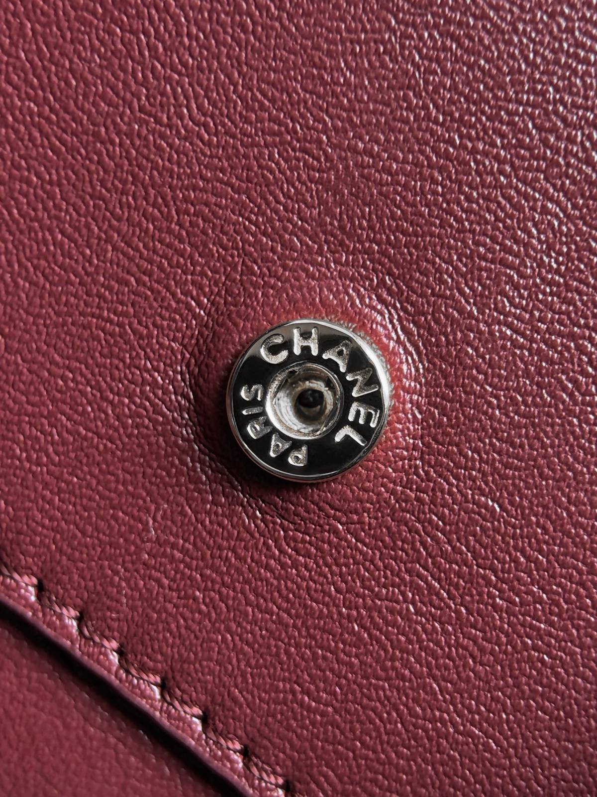 シャネル CHANEL マトラッセ キャビアスキン チェーンショルダーバッグ 2WAY ブラック ホワイト ゴールド金具 - 画像 14