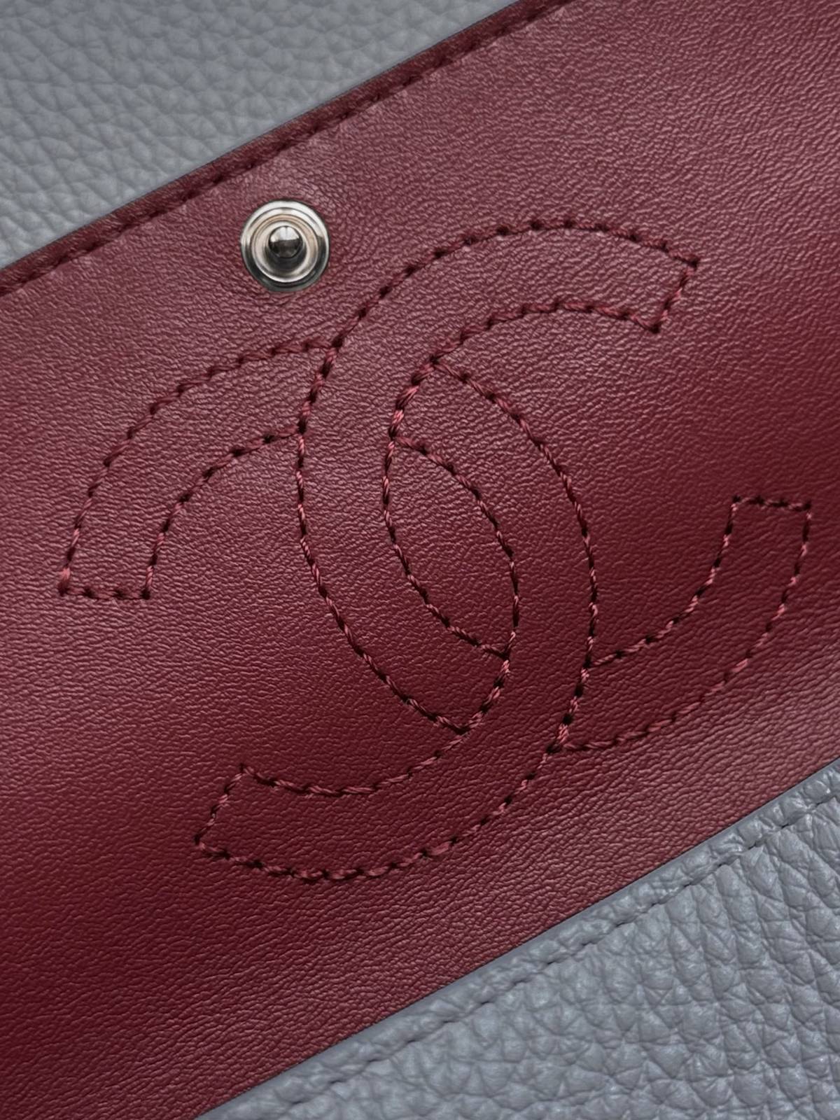 シャネル CHANEL マトラッセ キャビアスキン チェーンショルダーバッグ 2WAY ブラック ホワイト ゴールド金具 - 画像 15