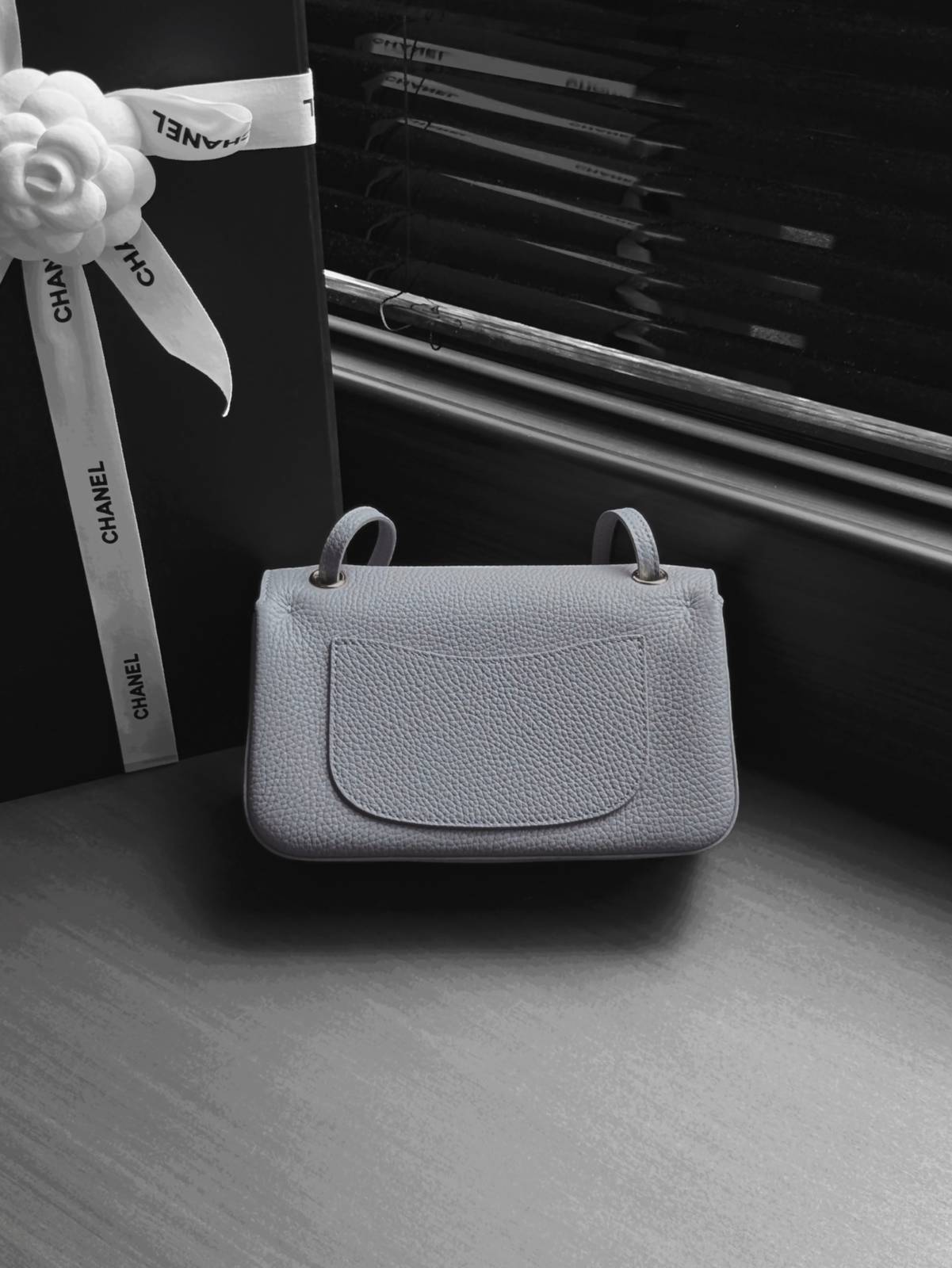 シャネル CHANEL マトラッセ キャビアスキン チェーンショルダーバッグ 2WAY ブラック ホワイト ゴールド金具 - 画像 20