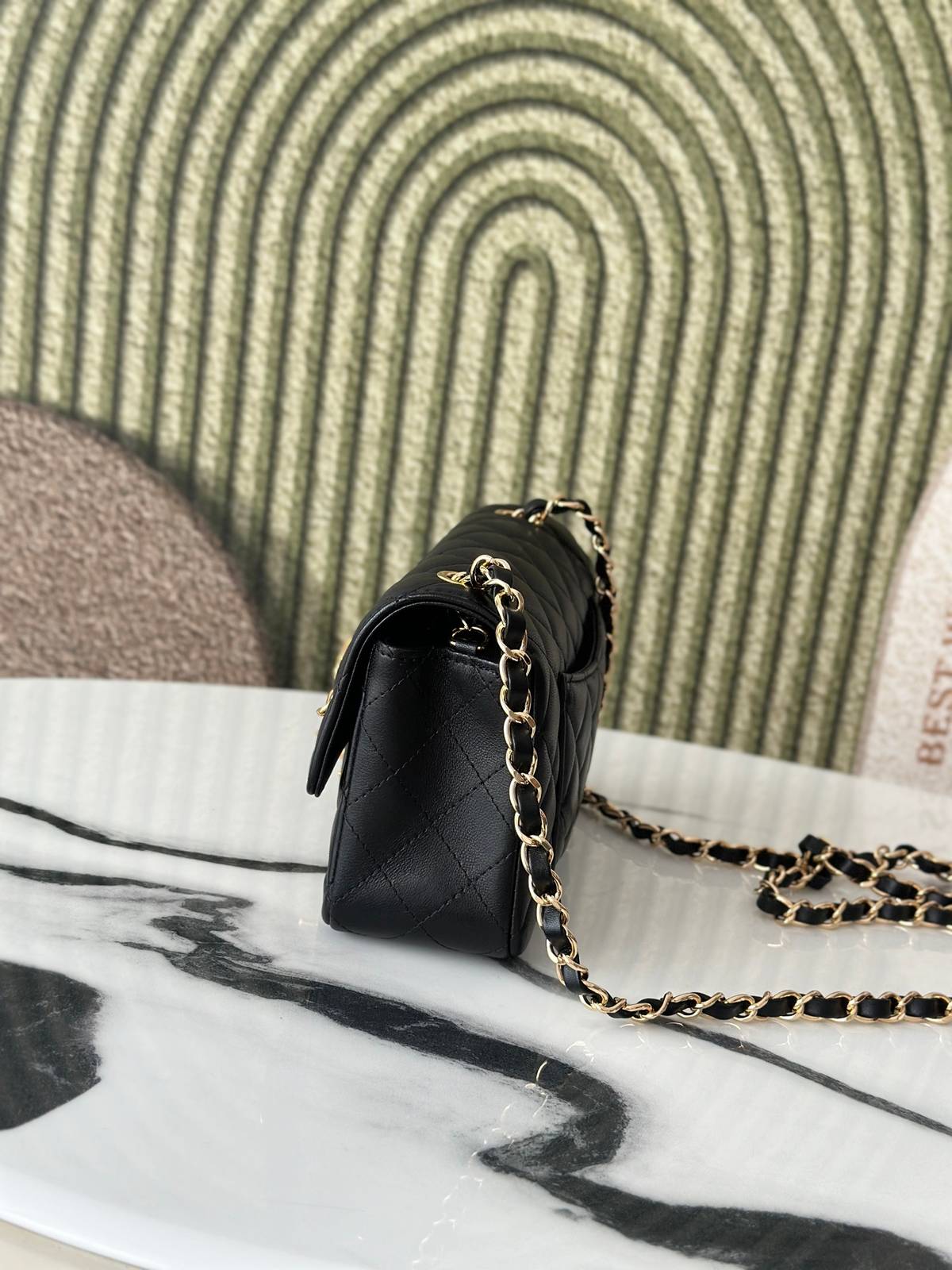 シャネル CHANEL マトラッセ ラムスキン チェーンショルダーバッグ ブラック ゴールド金具 2WAY - 画像 9
