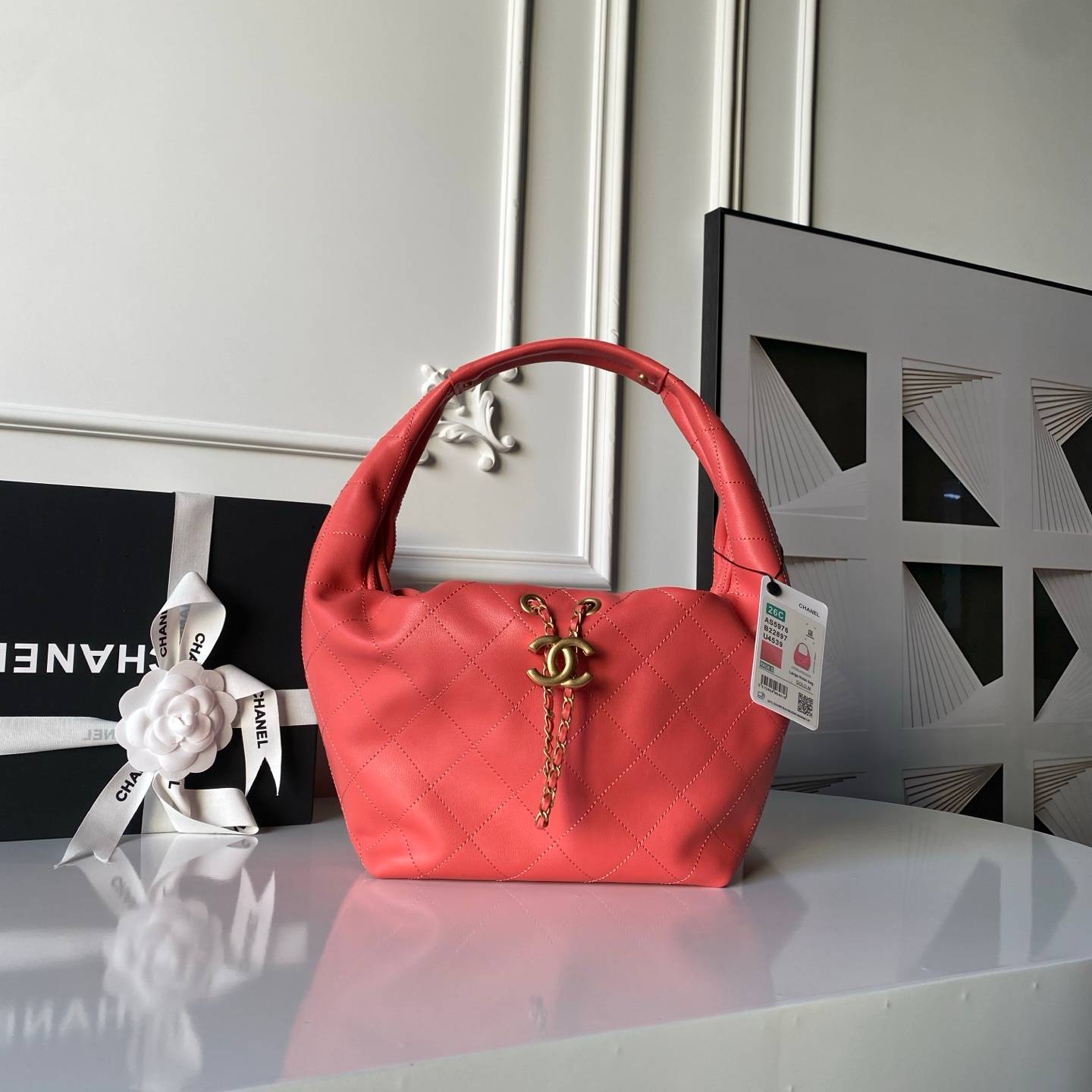 シャネル CHANEL マトラッセ ラムスキン ハンドバッグ ブラック ホワイト ゴールド金具 ファスナー開閉 - 画像 19