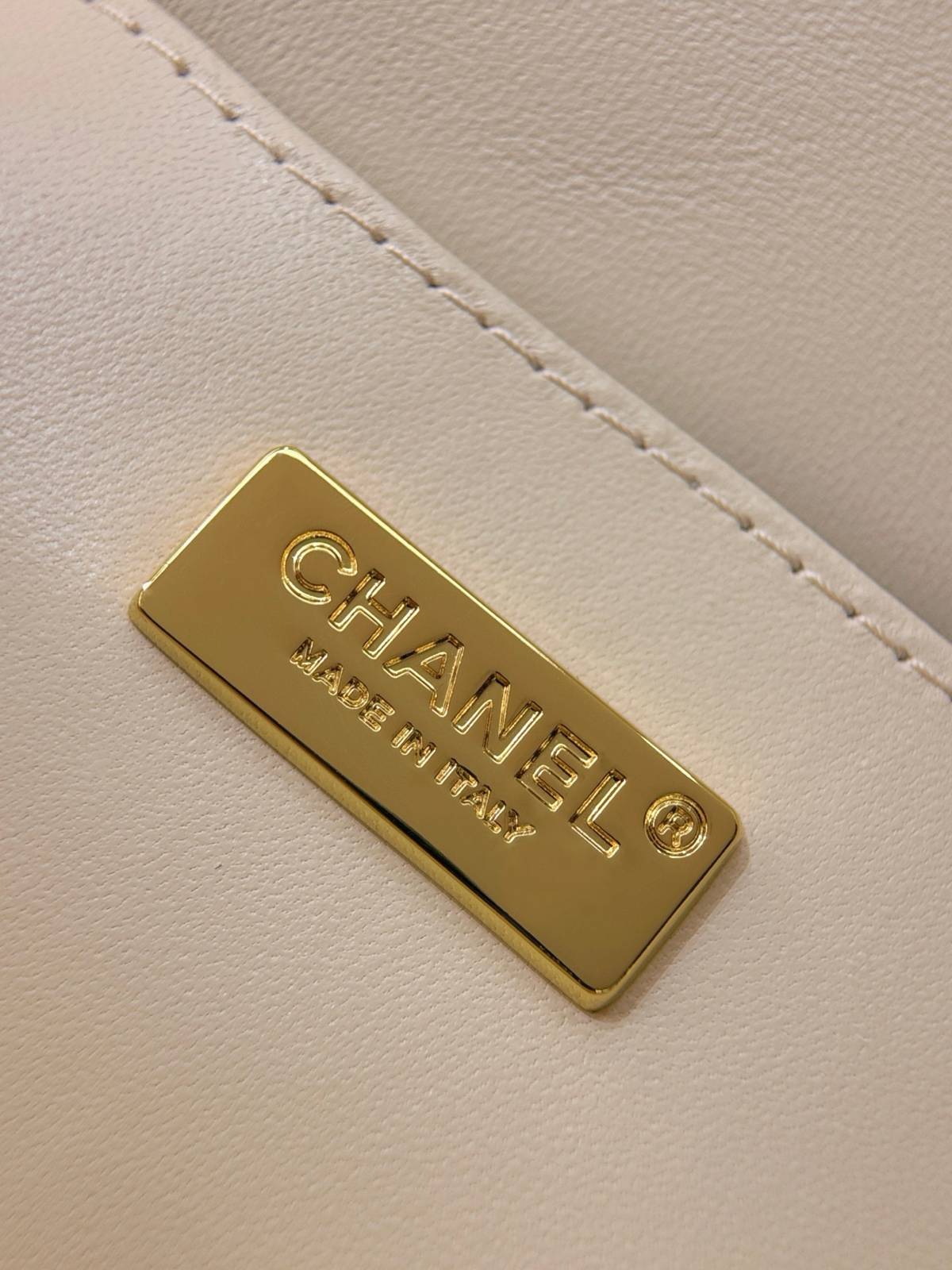 シャネル CHANEL マトラッセ デカマトラッセ フラップバッグ ブラック ホワイト ブラック金具 2WAY レディー - 画像 3