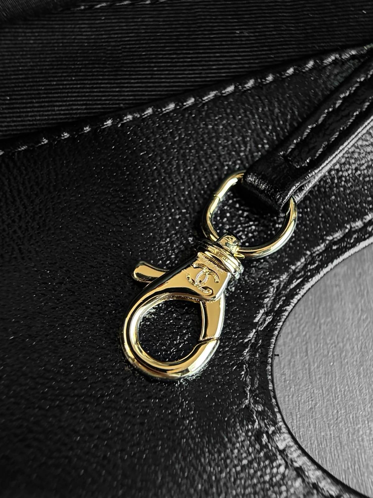 シャネル CHANEL マトラッセ ラムスキン フラップバッグ ゴールド金具 レザー編み込みチェーン ショルダーバッグ - 画像 12