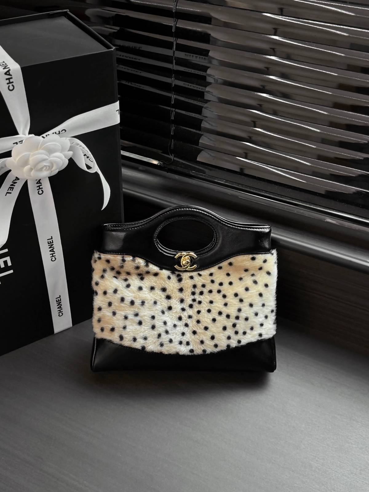 シャネル CHANEL マトラッセ ラムスキン フラップバッグ ゴールド金具 レザー編み込みチェーン ショルダーバッグ - 画像 19