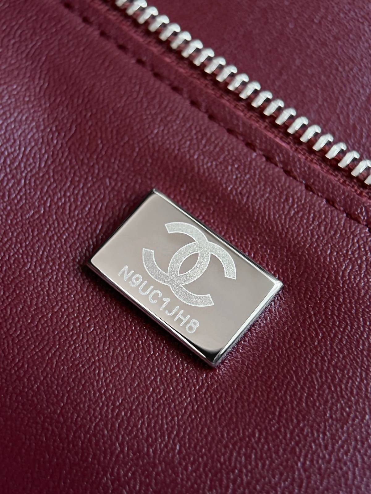 シャネル CHANEL マトラッセ キャビアスキン チェーンショルダーバッグ ゴールド金具 レディース ボルドー - 画像 2