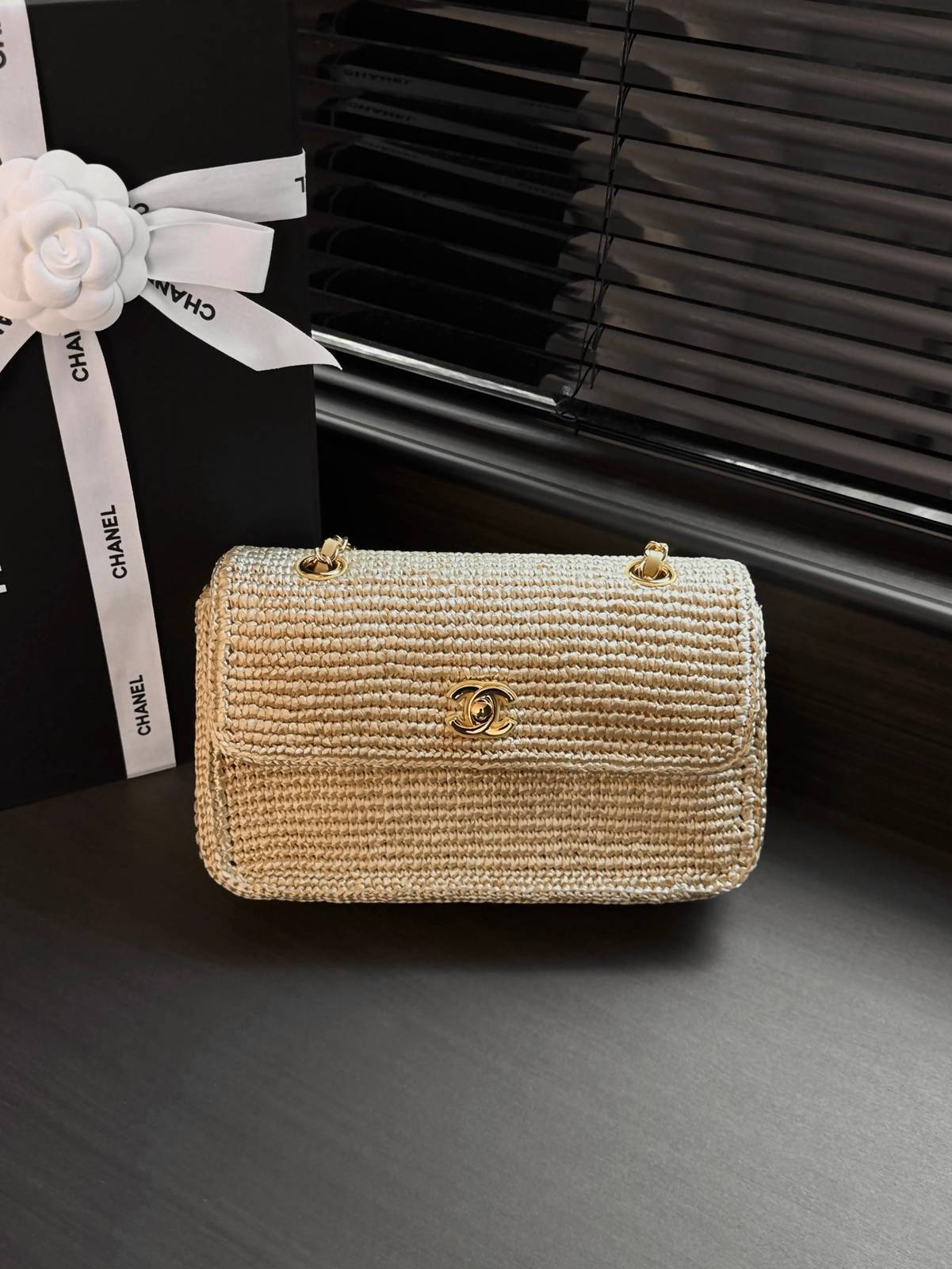 シャネル CHANEL マトラッセ フラップバッグ ラフィア素材 ゴールド金具 ショルダーバッグ レディース レッド ブ - 画像 19