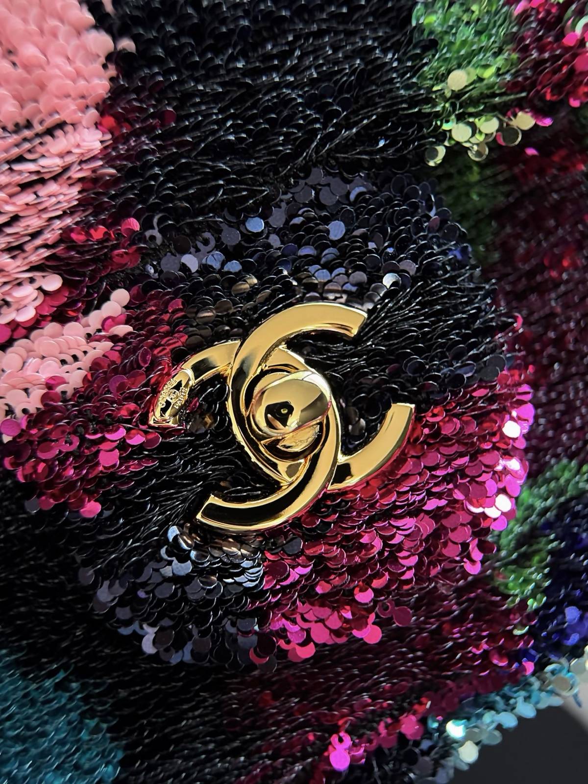 シャネル CHANEL マトラッセ デカマトラッセ チェーンショルダーバッグ ブラック ゴールド金具 レザー編み込みチェ - 画像 6