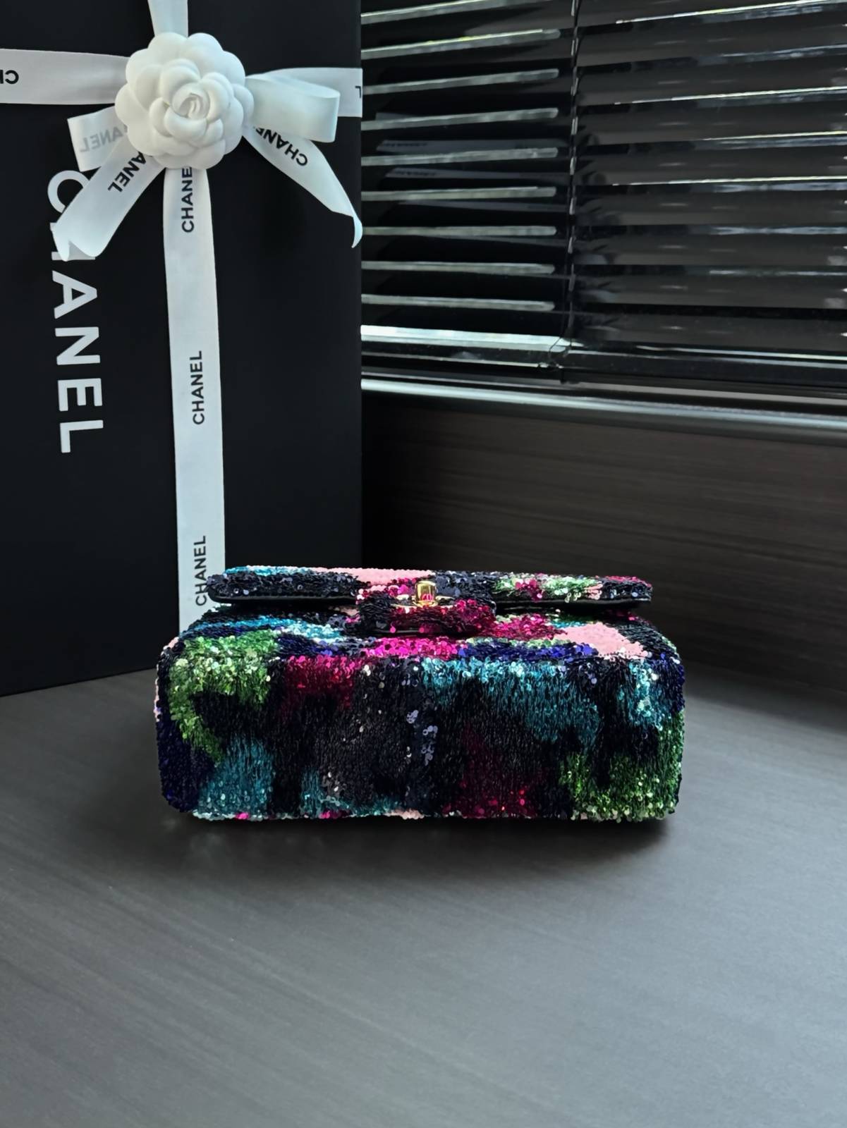 シャネル CHANEL マトラッセ デカマトラッセ チェーンショルダーバッグ ブラック ゴールド金具 レザー編み込みチェ - 画像 9