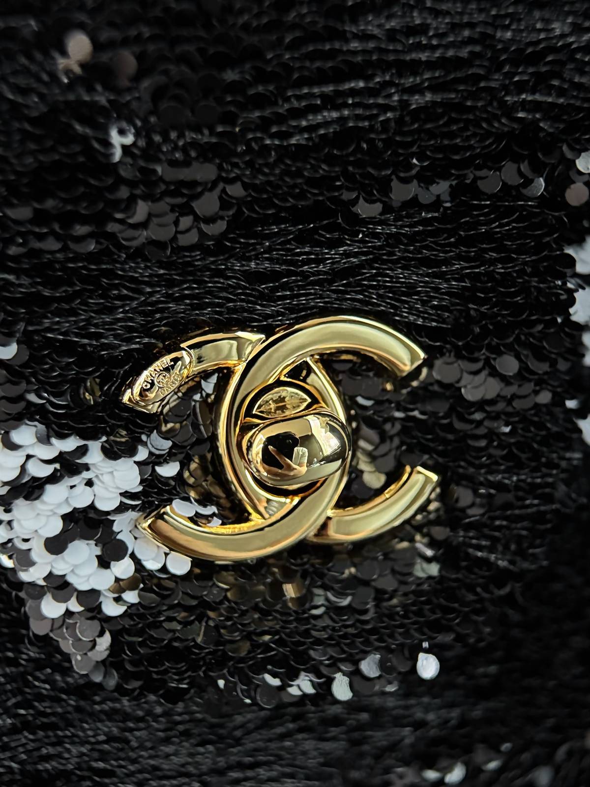 シャネル CHANEL マトラッセ デカマトラッセ チェーンショルダーバッグ ブラック ゴールド金具 レザー編み込みチェ - 画像 15
